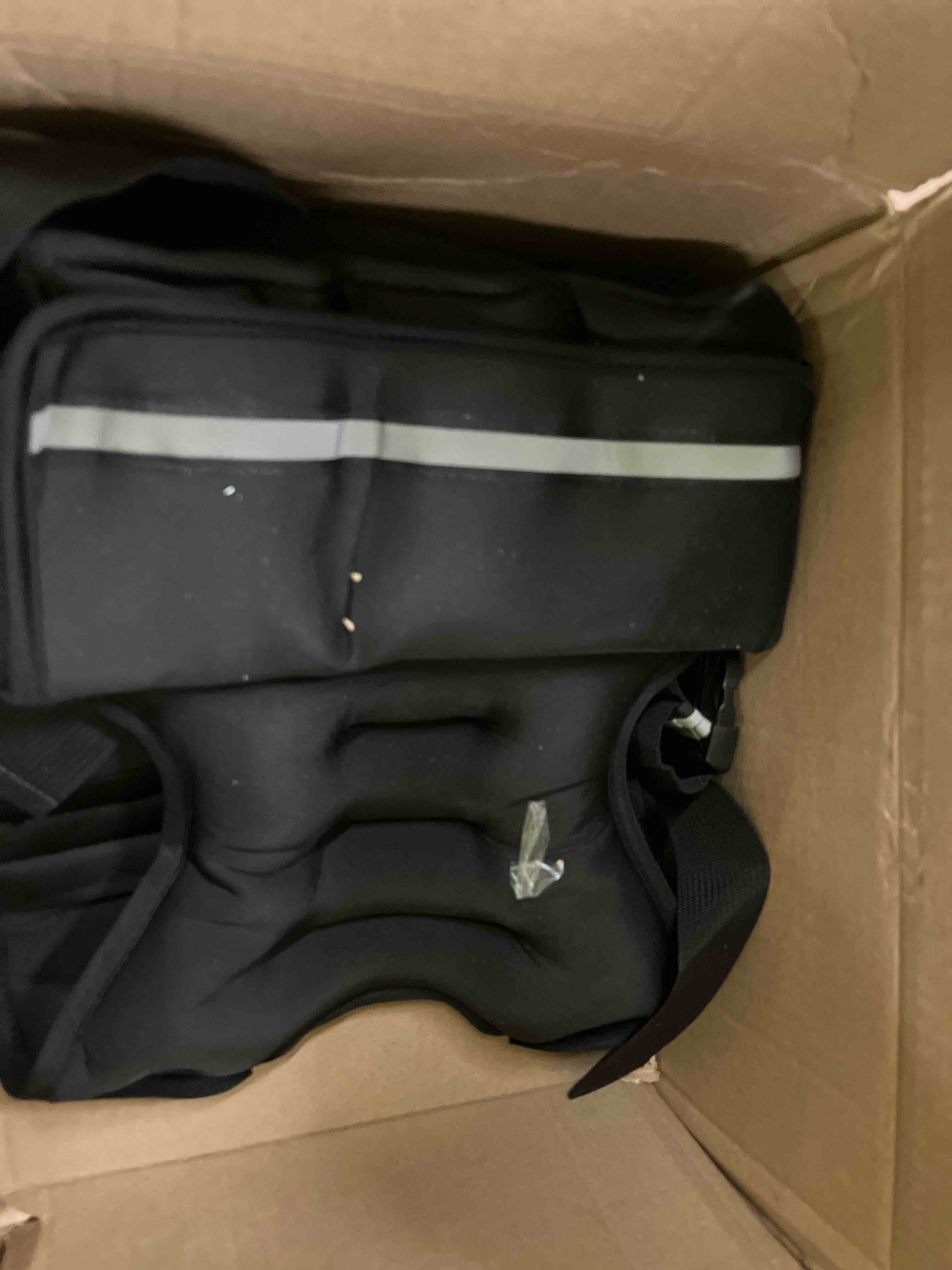 Condition photo showing Good Condition for ZELUS Weighted Vest, 6lb/8lb/12lb/16lb/20lb/25lb/30lb Weight Vest with Reflective Stripe for Workout, Strength Training, Running, Fitness, Muscle Building, Weight Loss, Weightlifting