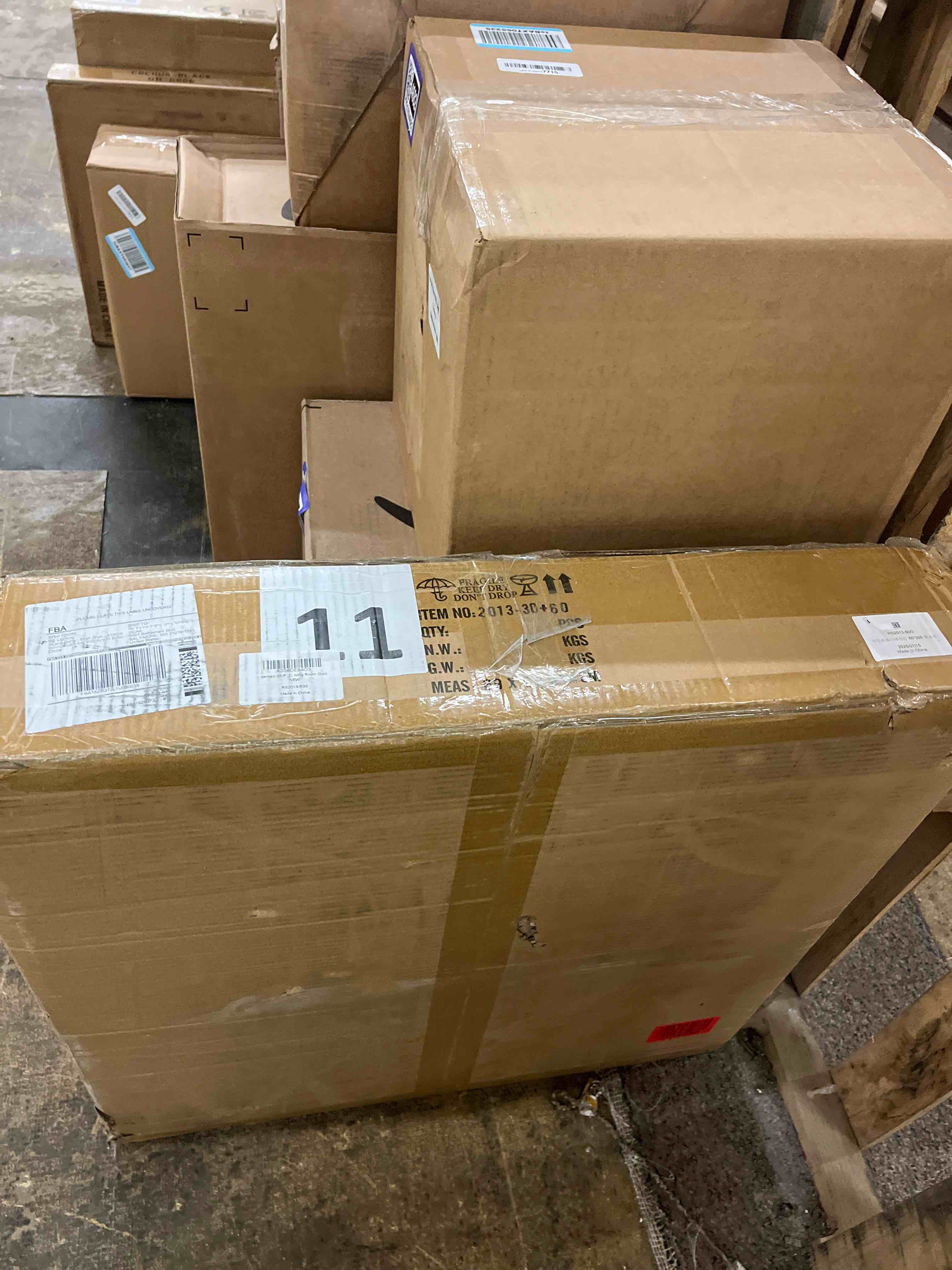 Condition photo showing New/Like New for 23.6" 1 Ring Modern LED Dimmable Ring Chandelier Adjustable Round Crystal Chandelier for Dining Room Living Room Gold