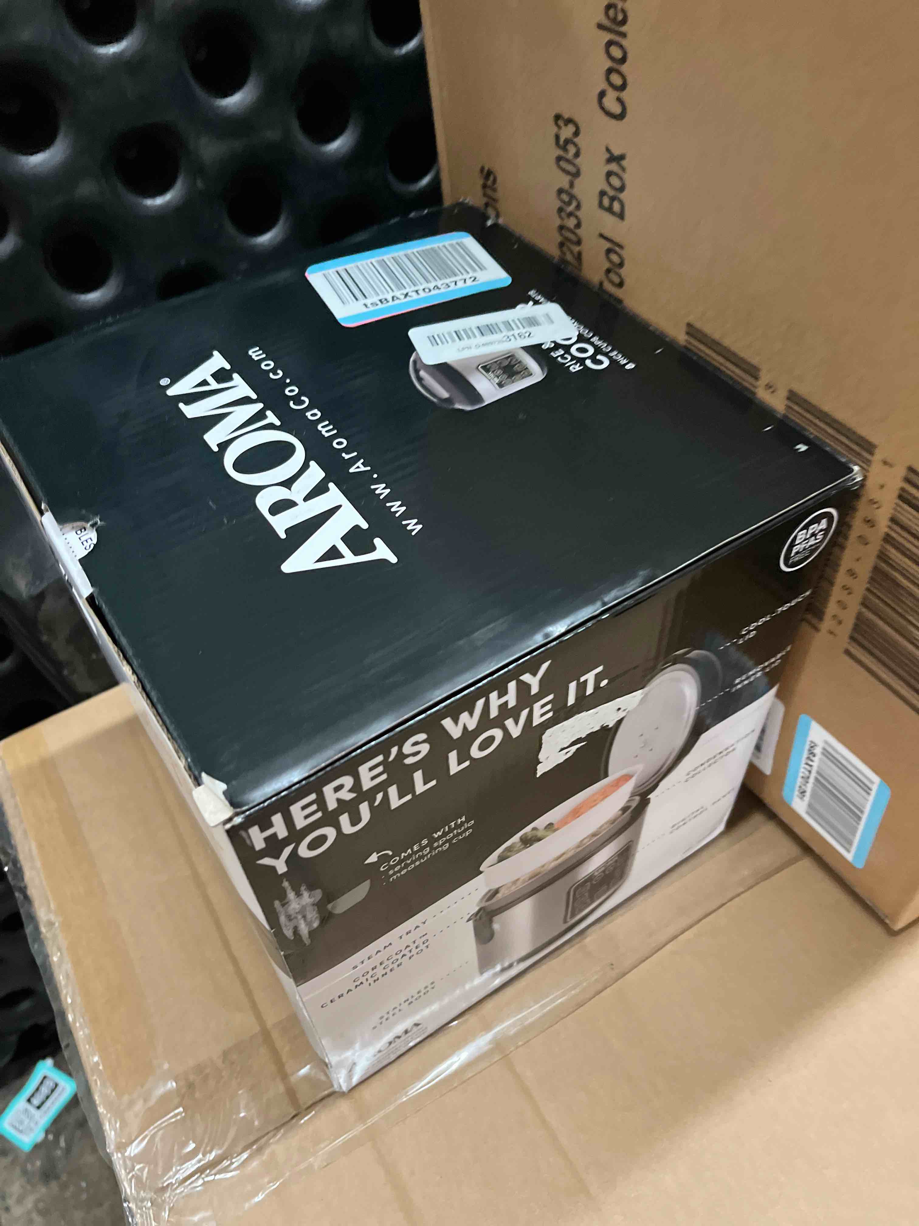 Condition photo showing New/Like New for Aroma 8-Cup (Cooked) Rice & Grain Cooker  Steamer  New Bonded Granited Coating