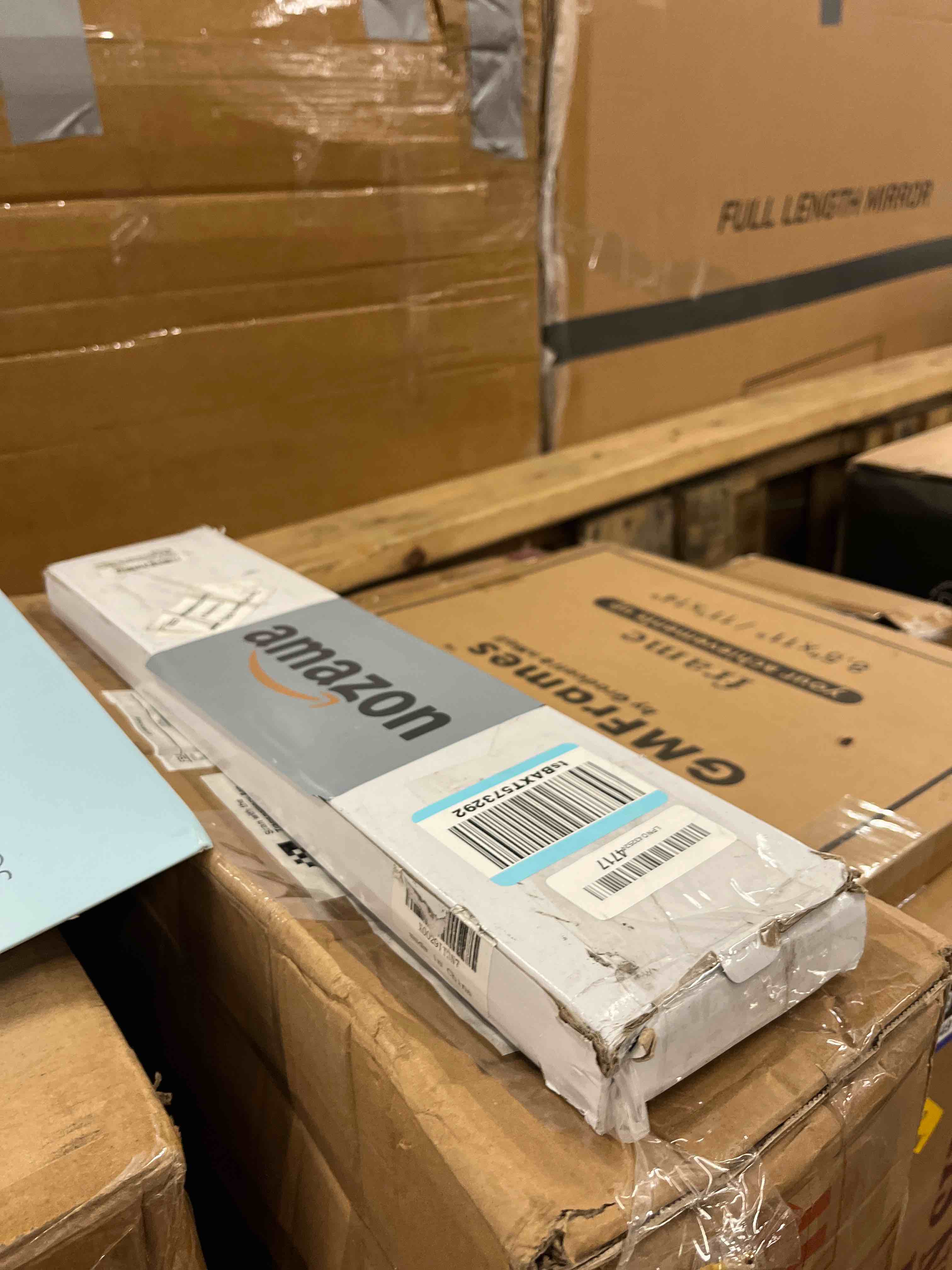 Condition photo showing New/Like New for Raycharm RV Cargo Van LED Interior Light Fixture, 18.2" x 3.9" Aluminum Housing, 6000K Cool-White Large Spaces Illuminating, High Light-Output Low Ampere Draw, On/Off Rocker Switch, 12V-24V DC, 1-Pack