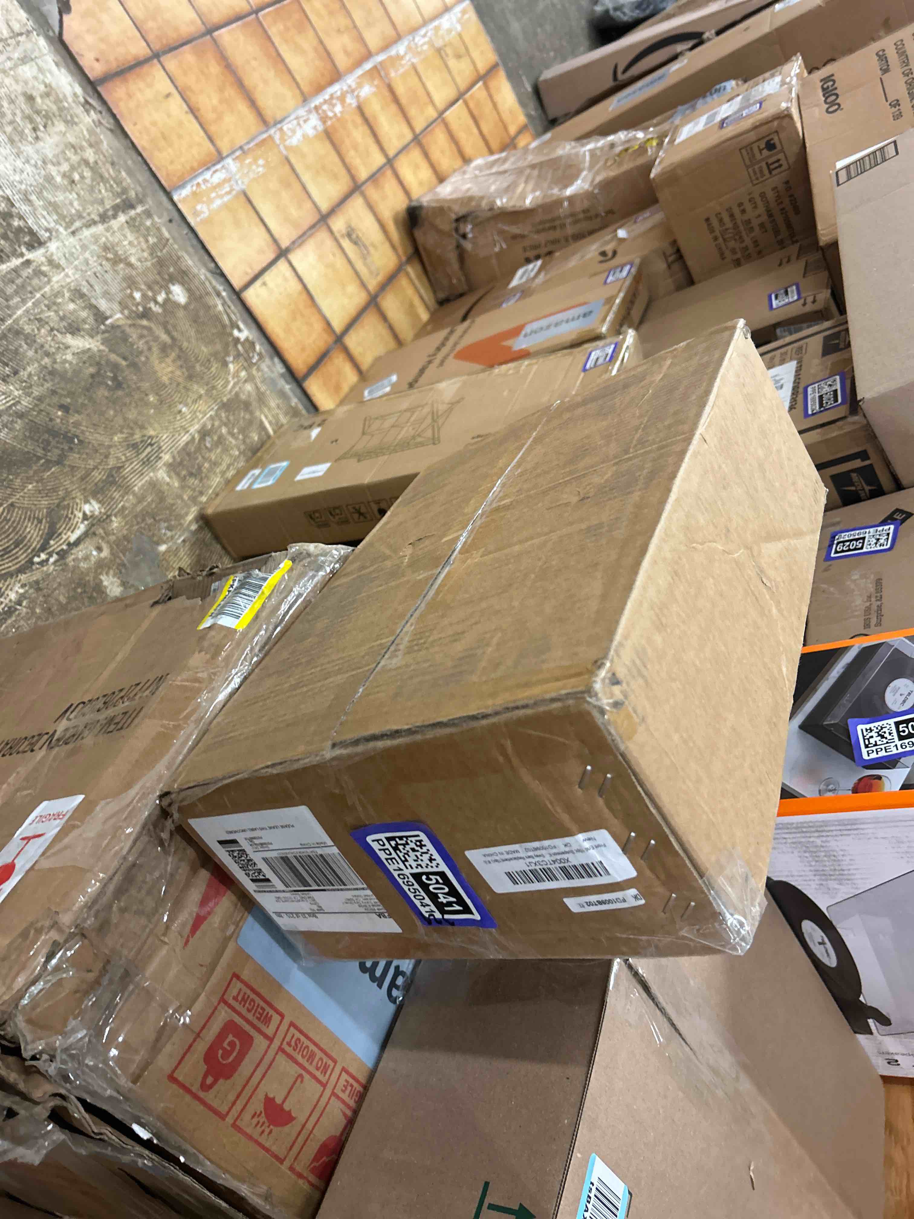 Condition photo showing New/Like New for Front End 10pc Suspension Kit for Ford Ranger Mazda B2300 B2500 B3000 B4000, Upper Control Arm Lower Ball Joints Tie Rods Sway Bars Replacement(10pc)