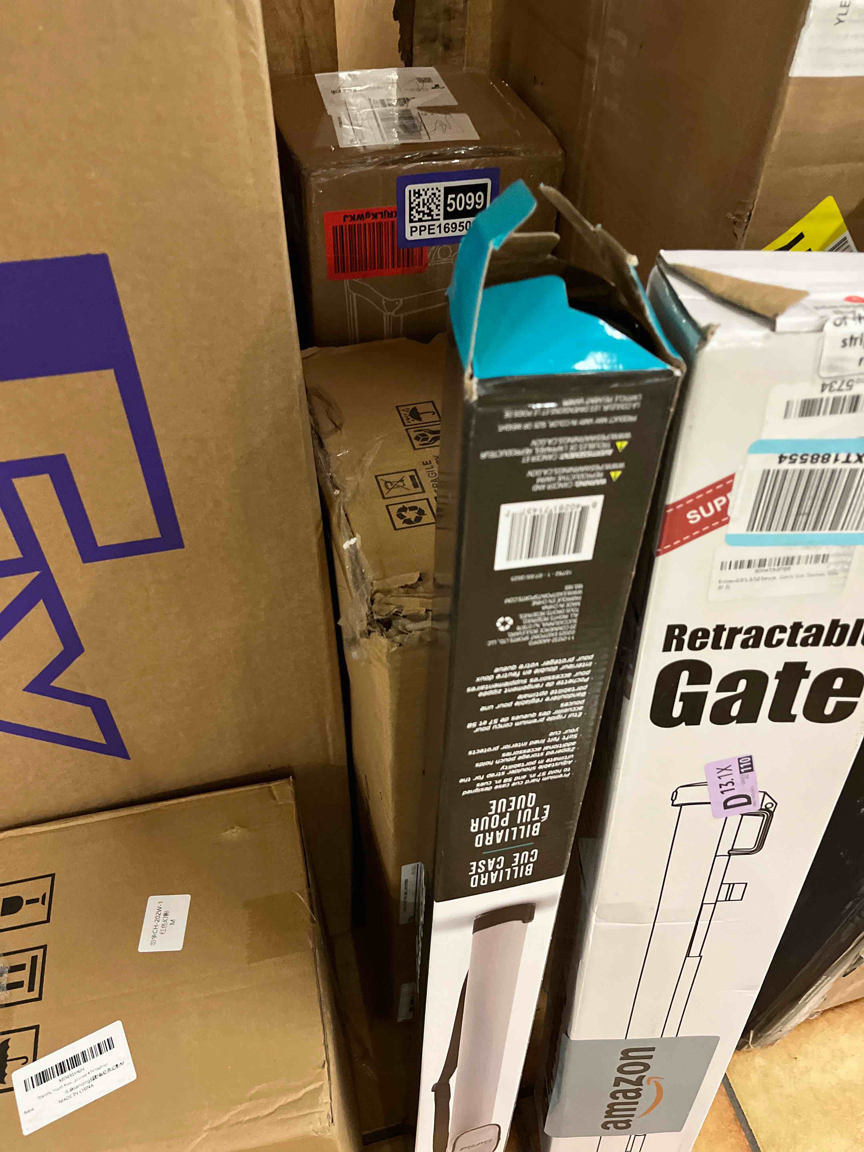 Condition photo showing New/Like New for EastPoint Billiard Pool Cue Case - Grey, Polyurethane Fabric - Durable Hard Shell Exterior & Hard Cue Case - Adjustable Shoulder Strap & Pool Stick Bag - Zippered Storage Pouch & Billiards Accessories