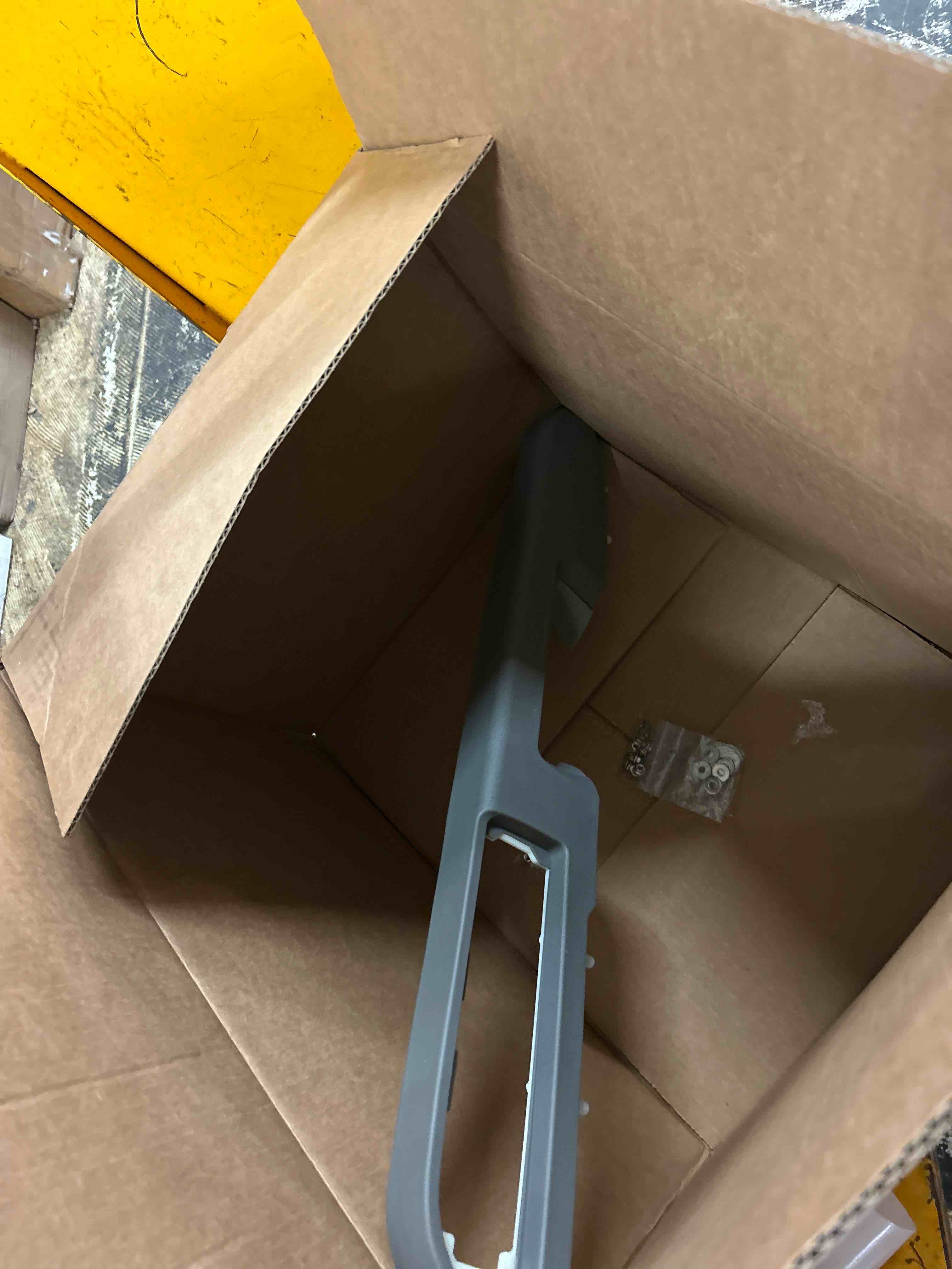Condition photo showing New/Like New for Door Armrest Replacement for 84127280 20920362 84127285 22818483 Compatible with Tahoe Sierra Silverado 2010-2014(Color Name: Gray)