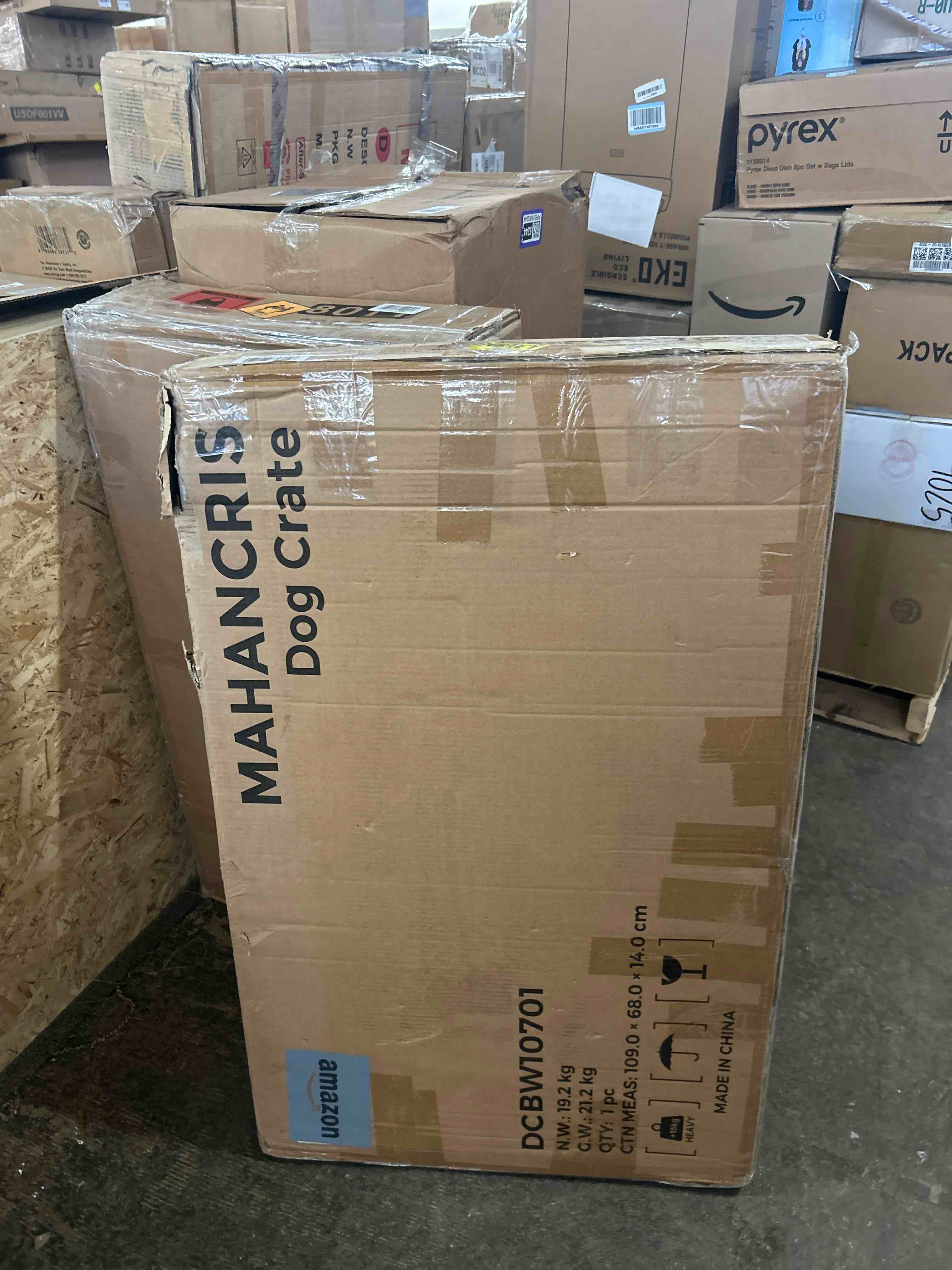 Condition photo showing New/Like New for Dog Crate Furniture with Cushion, Wooden Dog Kennel with Double Doors, Heavy Duty Dog Cage for Small/Medium/Large Dogs, Indoor Dog House End Table, 39.4" L, White DCBW10701