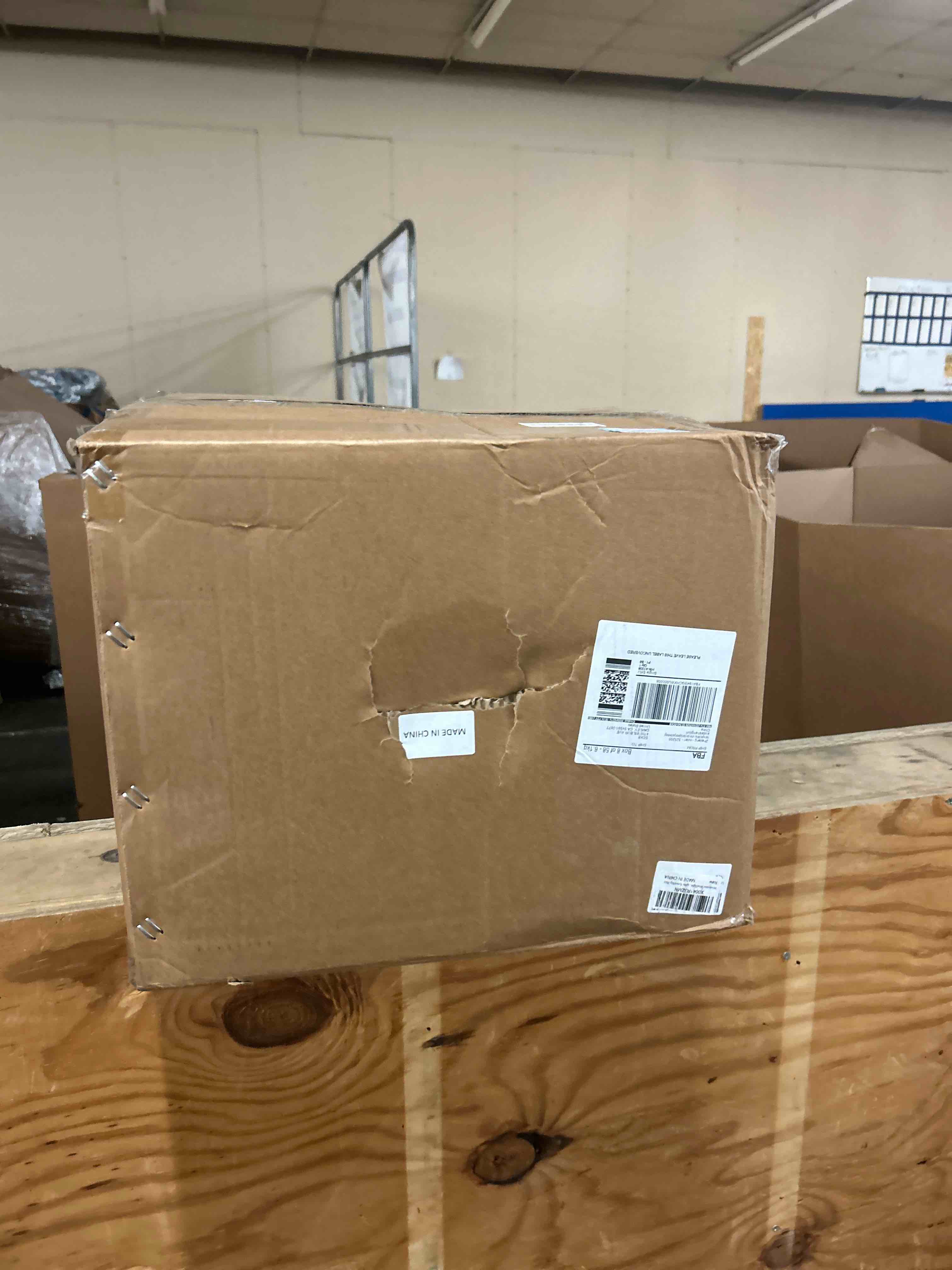 Condition photo showing New/Like New for Headlights w/Bulb Compatible with 2007-2014 GMC Yukon & Yukon XL 1500/2500 SLE SLT Base Hybrid, Replaces 15861025 15861026 Front Headlamp Assembly Halogen 2 PCS