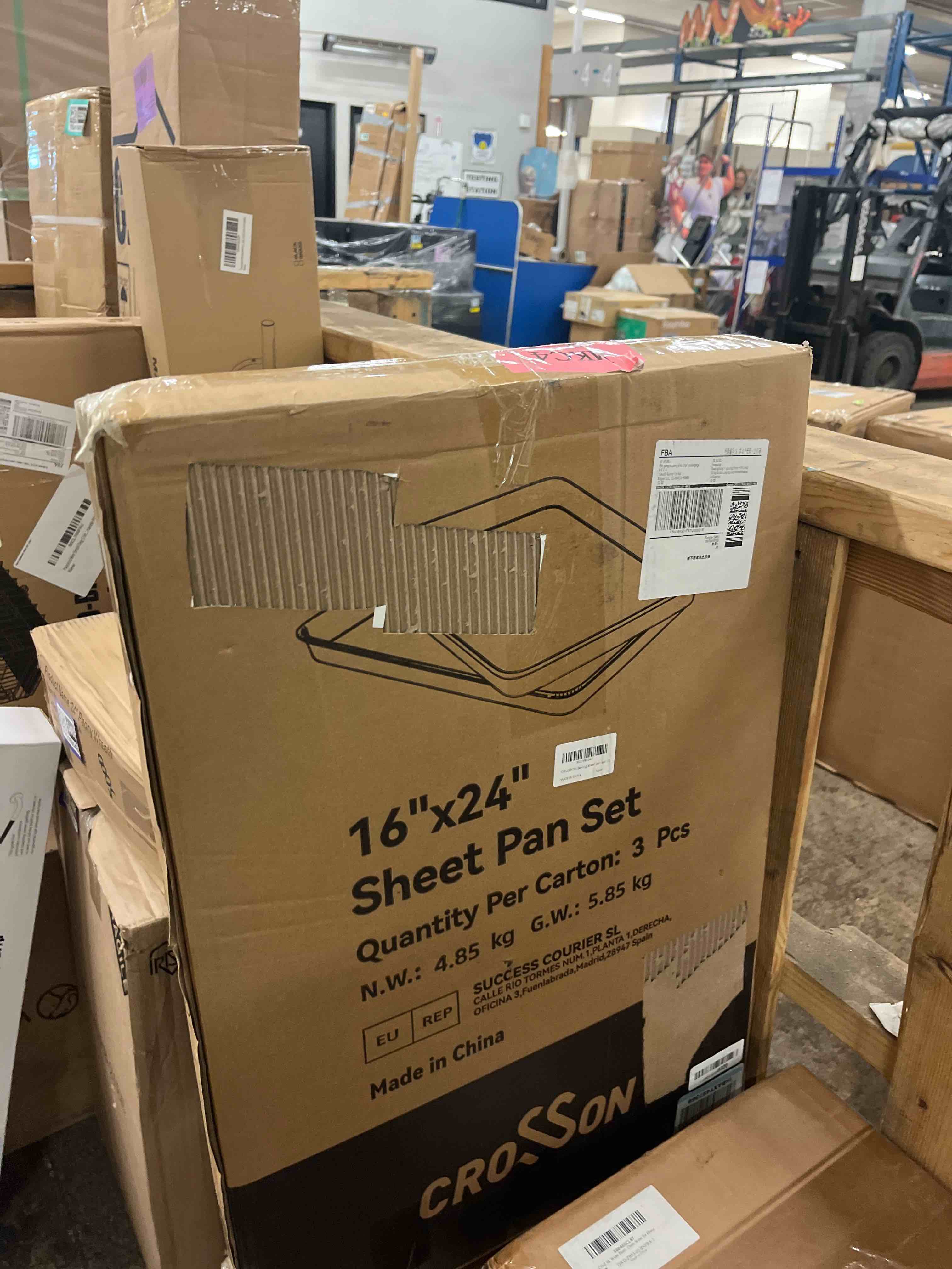 Condition photo showing New/Like New for CROSSON 16× 24 Inch Cookie Sheet Pans Set of 3-Baking Tray Jelly Roll Pan Set Commercial Grade Aluminum Coated Statinless Steel Bun Pan for Oven,Freezer,Bakery Hotel Restaurant