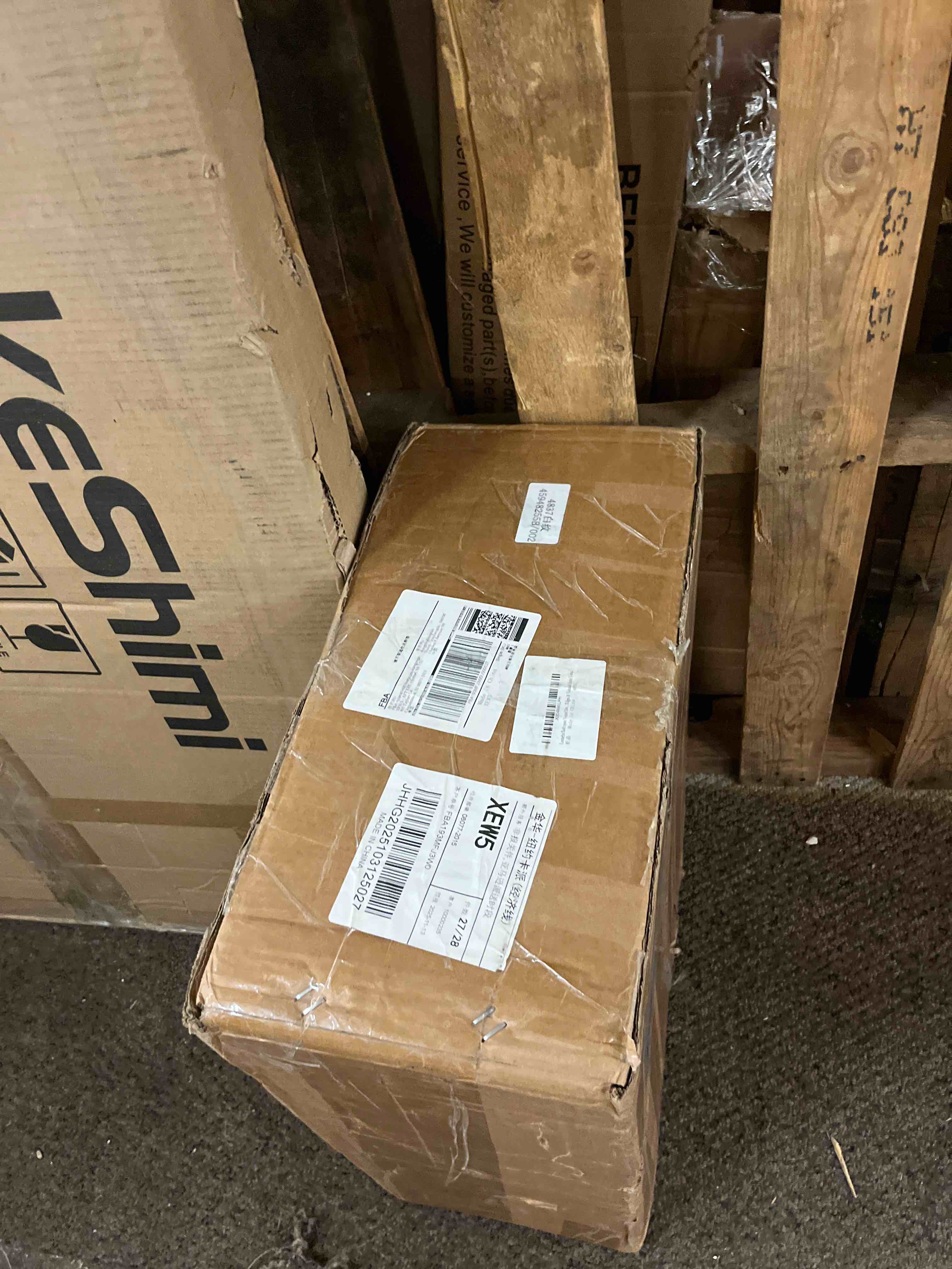 Condition photo showing New/Like New for Bathroom Vessel Sink Modern Farmhouse White Rectangular Marble Vessel Sink - 19"x15" Handmade Ceramic Countertop Porcelain Sink Thickened Edges & Natural Stone Veins