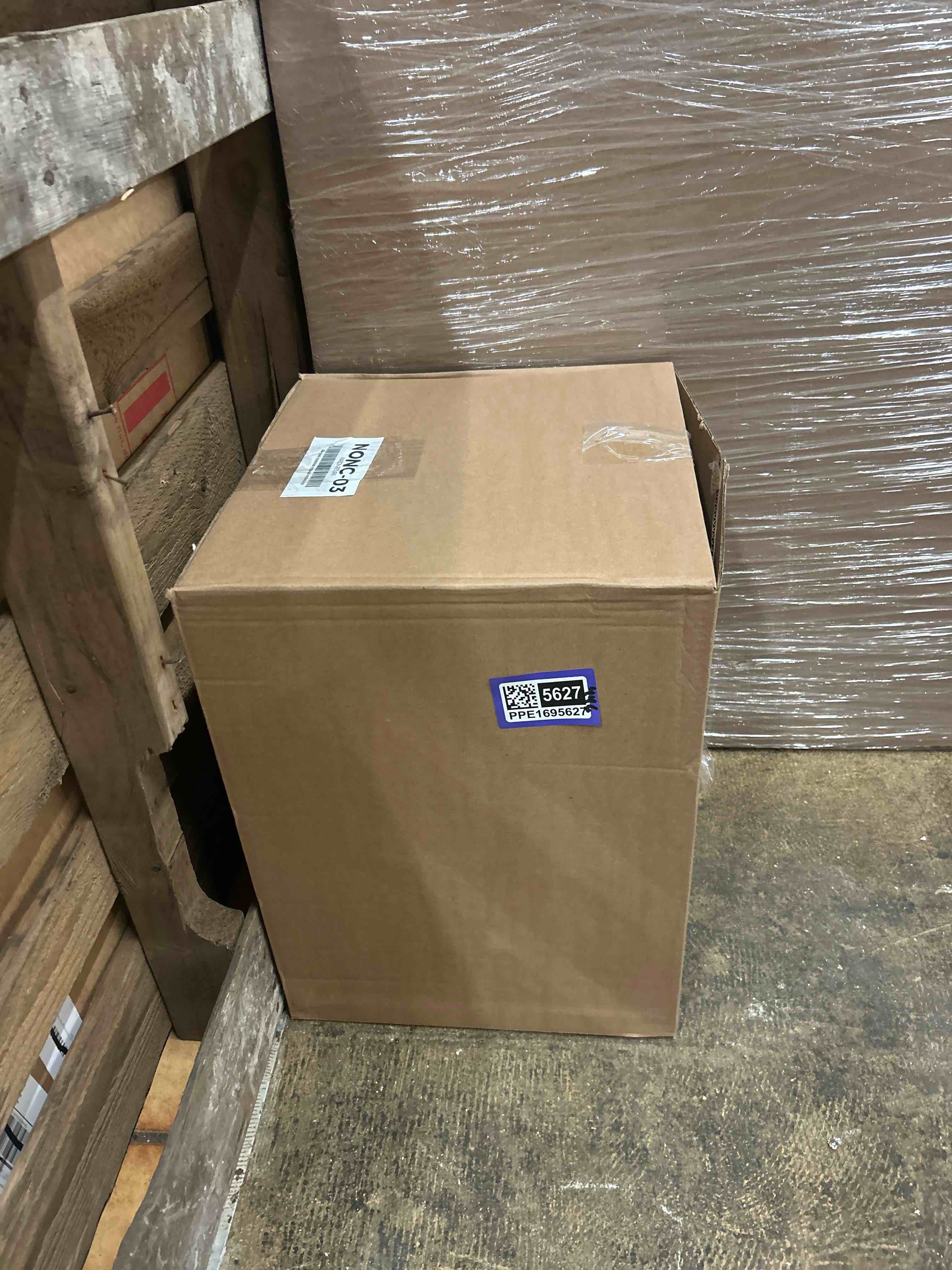 Condition photo showing New/Like New for Ferplast Jet 10 Small Dog Transport Box, Transparent Door Shockproof, Ventilation Slots