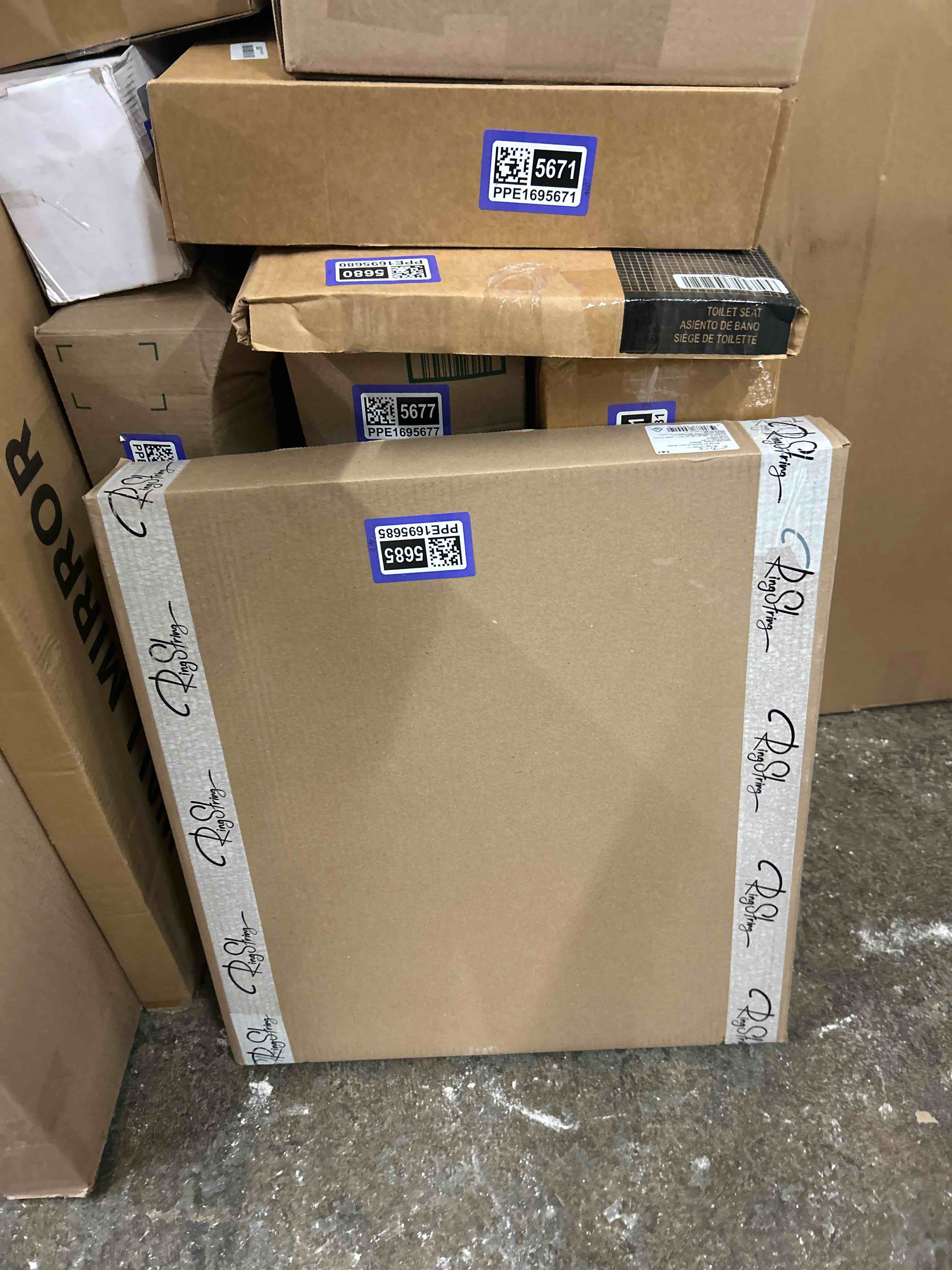 Condition photo showing New/Like New for RINGSTRING Art Kit for String Art Creation from Any Photo - Custom Craft Kit for Adults - 3D DIY String Art Kit - Original Gift and Handmade Home Decor