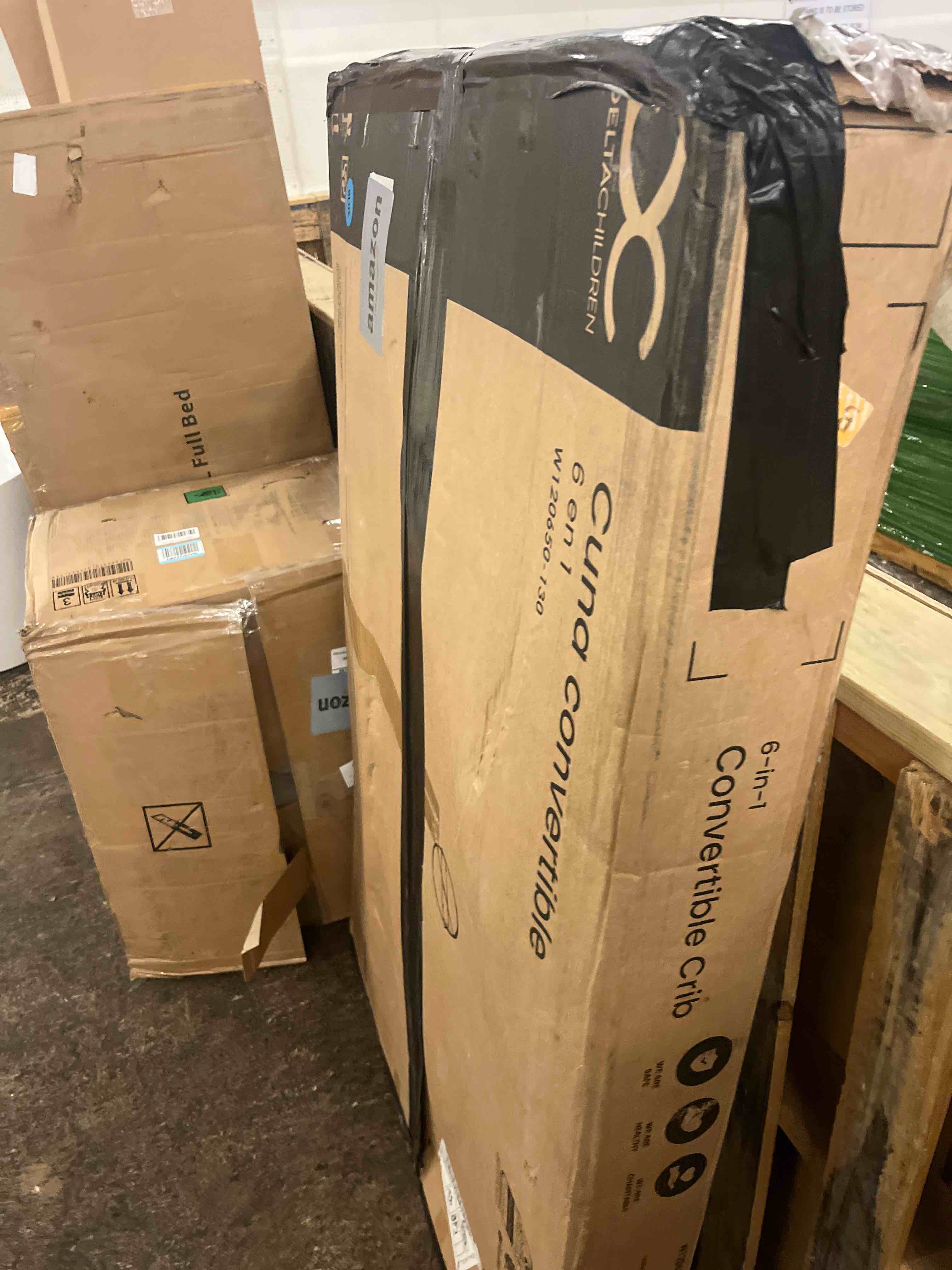 Condition photo showing Good Condition for Delta Children Perry 6-in-1 Convertible Crib - Greenguard Gold Certified - Bianca White