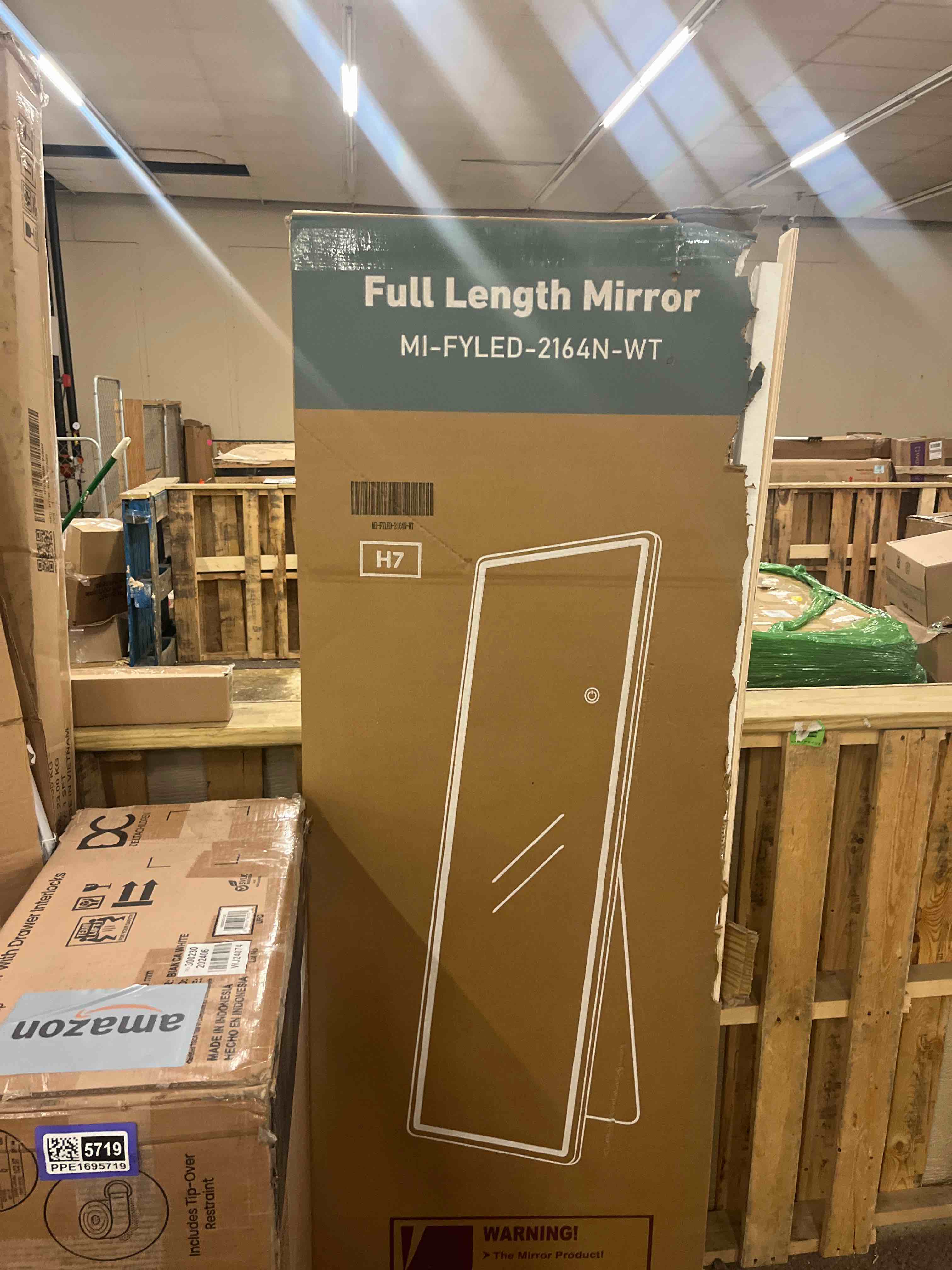 Condition photo showing Good Condition for NEWBULIG Full Length Mirror, Full Body Floor Mirror with Aluminum Alloy Thin Frame, Wall or Standing Mirror for Bedroom, Living Room, Dressing Room