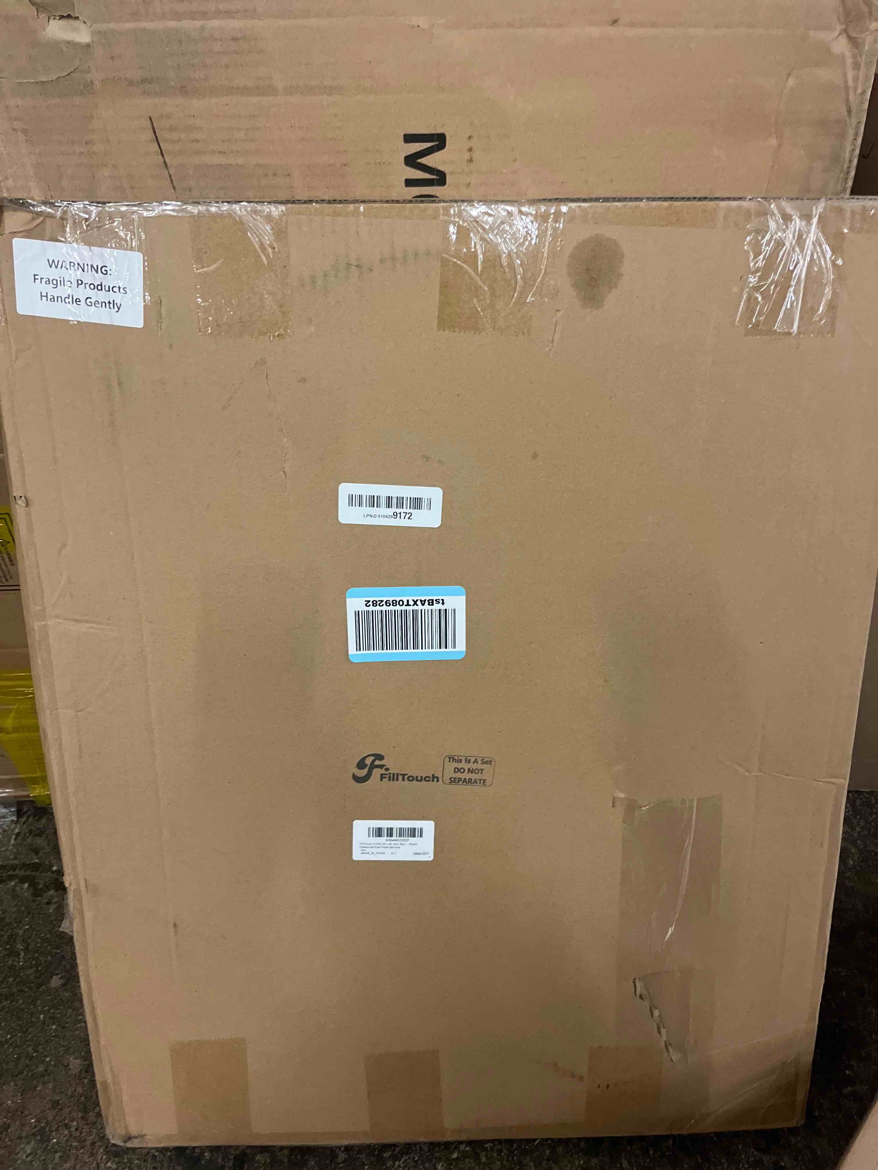 Condition photo showing New/Like New for 2 Pcs Restaurant Serving Trays PP Plastic Non Slip Rubber Lined Large Oval Tray for Kitchen Dining Room Cafeterias Fast Food Service (25 x 20 Inch,Black)