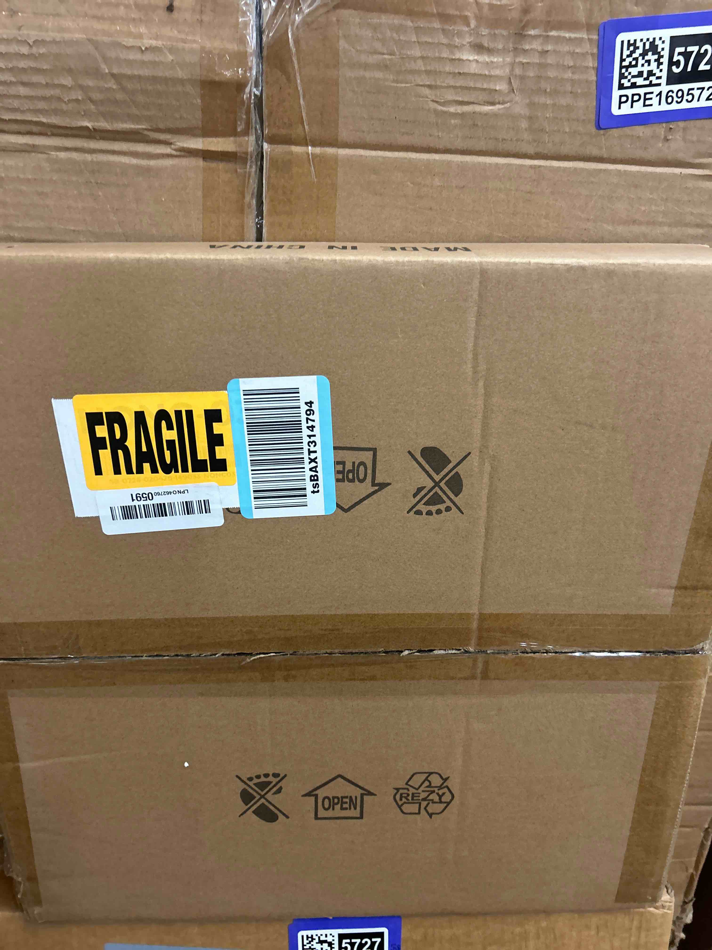 Condition photo showing New/Like New for Modern LED Black Square Chandelier Geometric Chandeliers LED Dimmable Hanging Pendant Light Contemporary Creative DIY Height Adjustable Lighting for Entryway Dining Room 3000-6000k