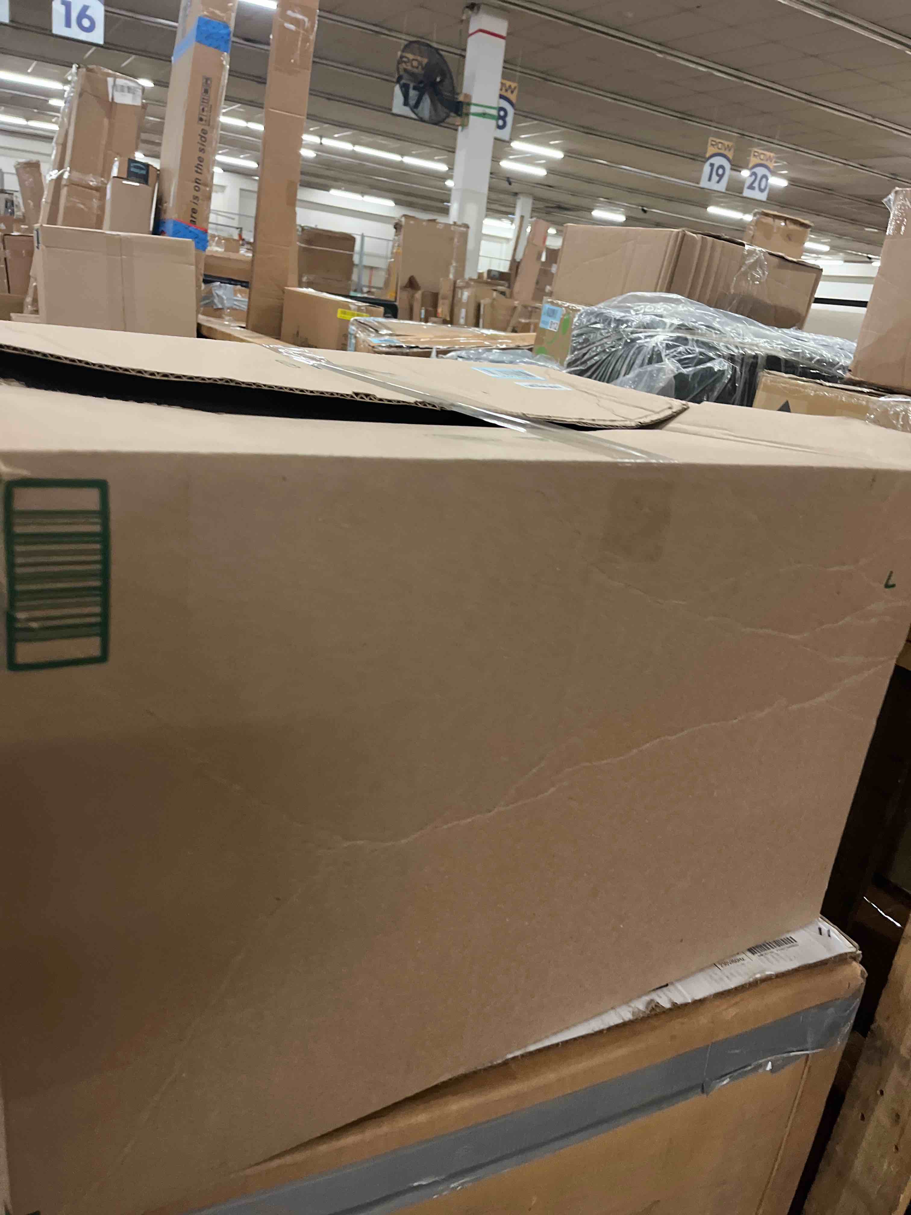 https://s3.amazonaws.com/lotting-images-prod/phillipi/PPE1695893_1777566378079.jpeg