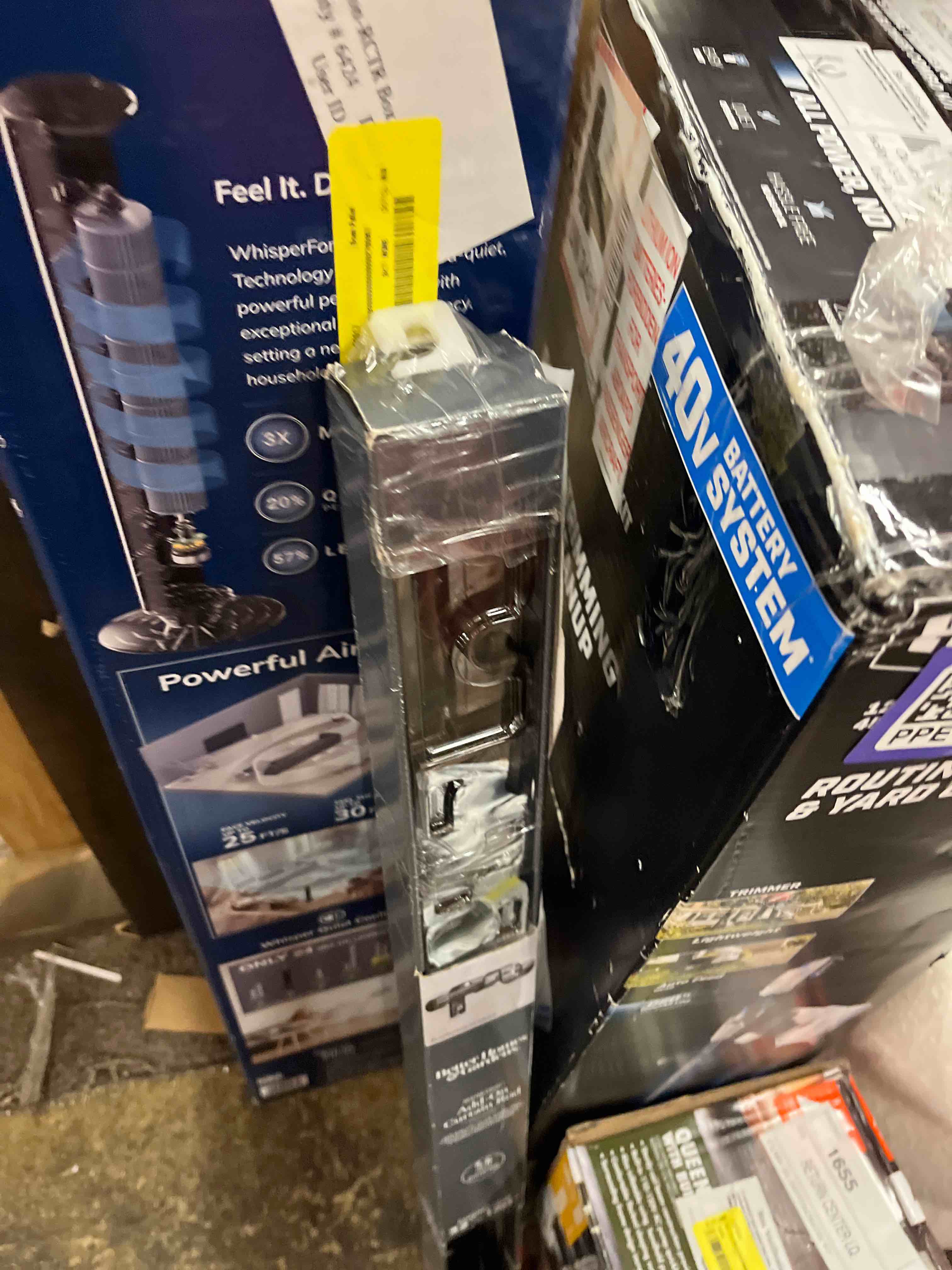 Condition photo showing Good Condition for better homes & gardens 5/8  plated pewter adjustable add on curtain rod kit  32-120