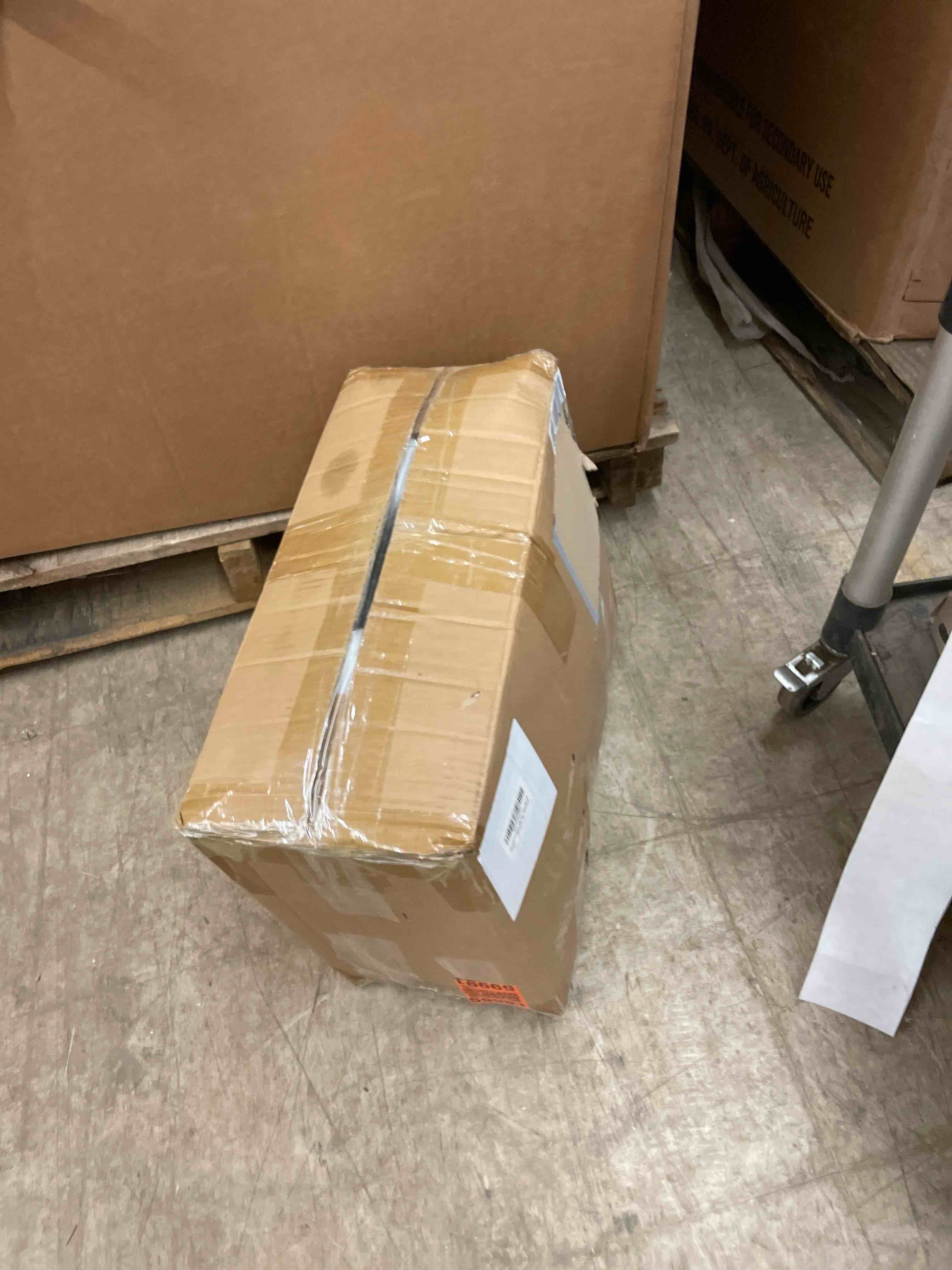 https://s3.amazonaws.com/lotting-images-prod/phillipi/PPE1984073_1740175559748.jpeg