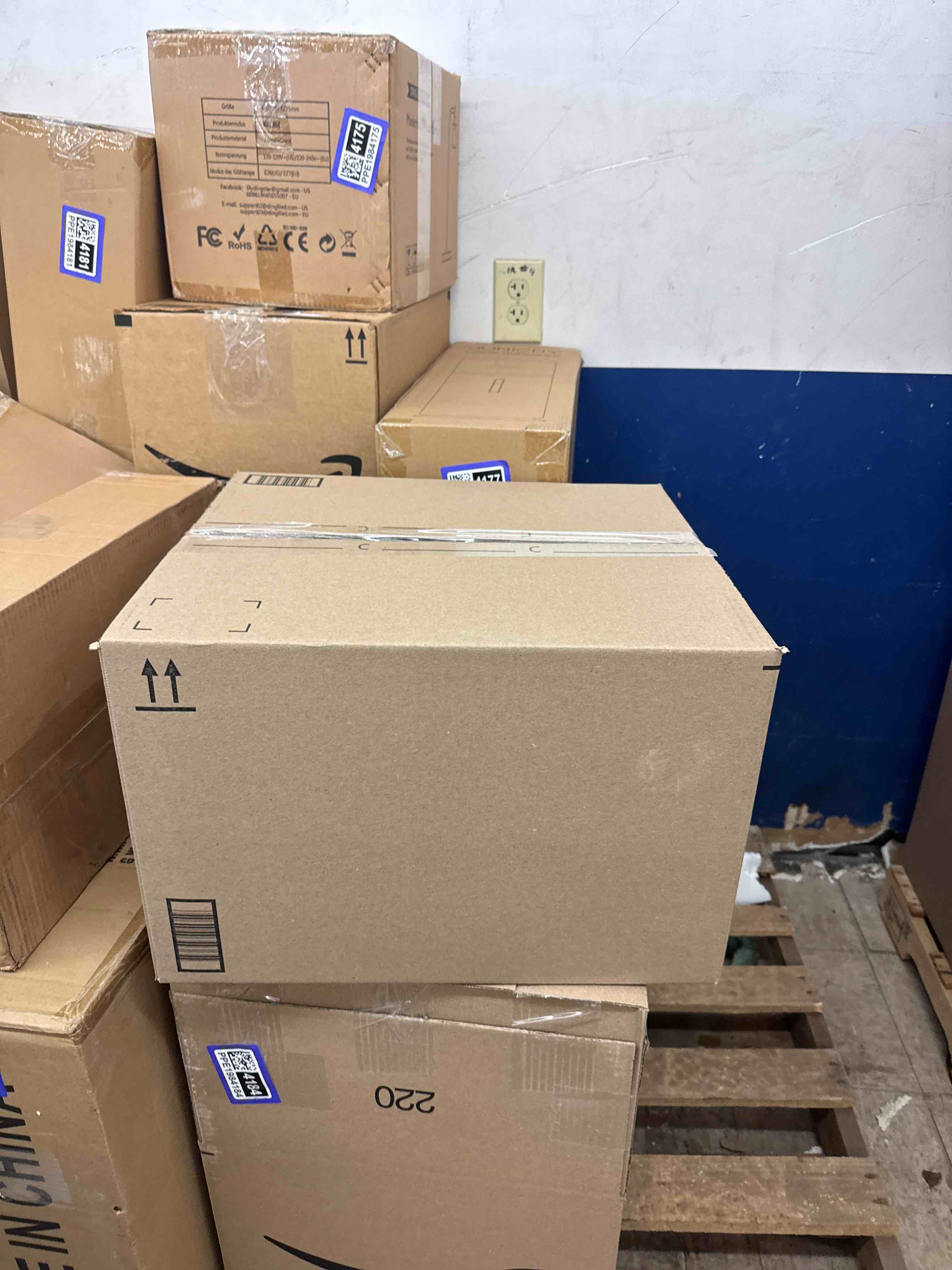 https://s3.amazonaws.com/lotting-images-prod/phillipi/PPE1984185_1740421866648.jpeg