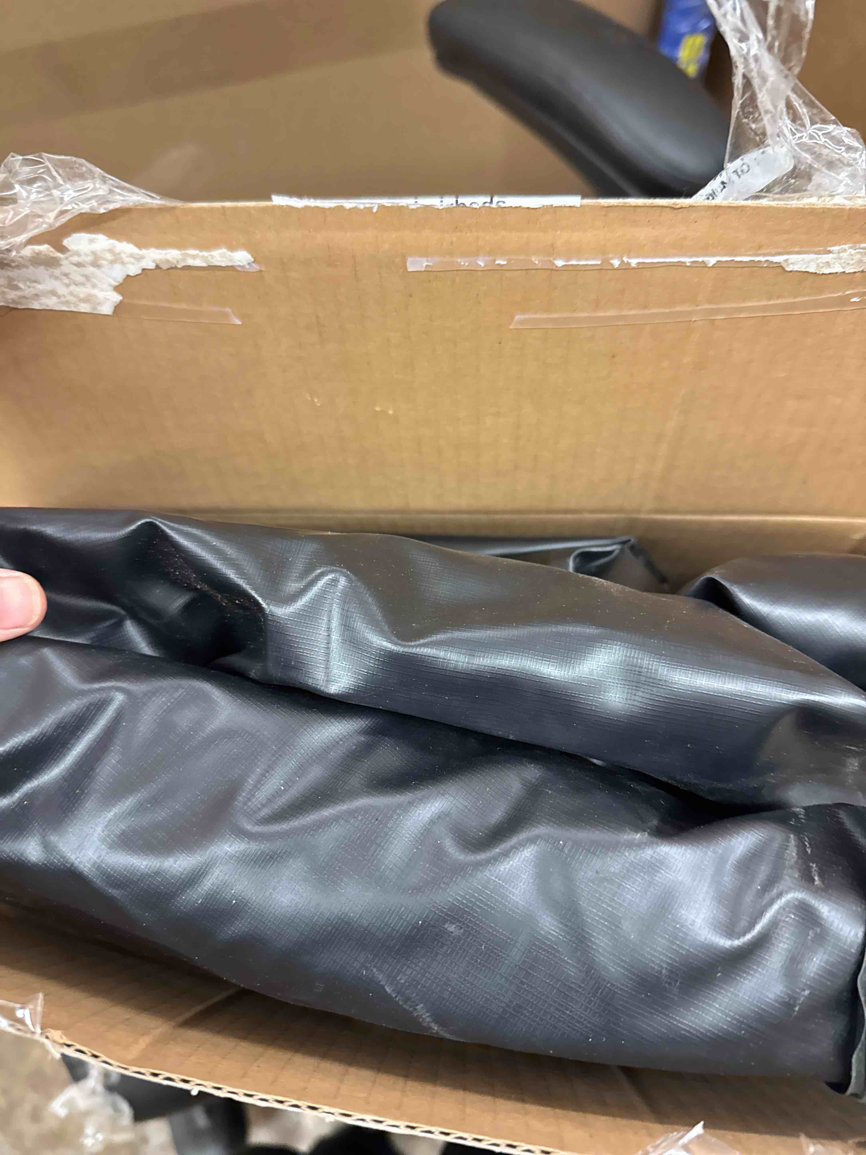 https://s3.amazonaws.com/lotting-images-prod/phillipi/PPE1984455_1740769481108.jpeg