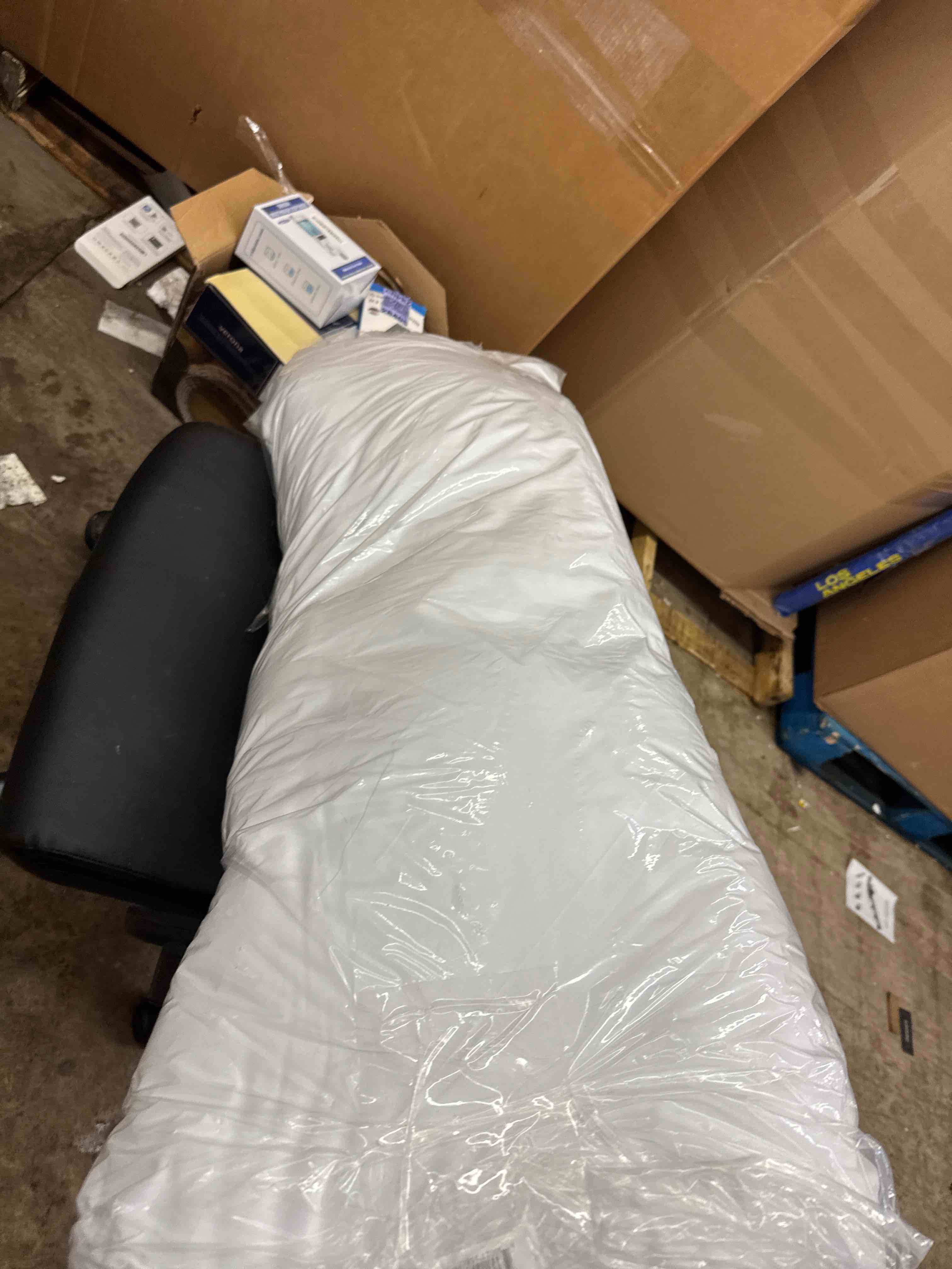 https://s3.amazonaws.com/lotting-images-prod/phillipi/PPE1984468_1740771159670.jpeg