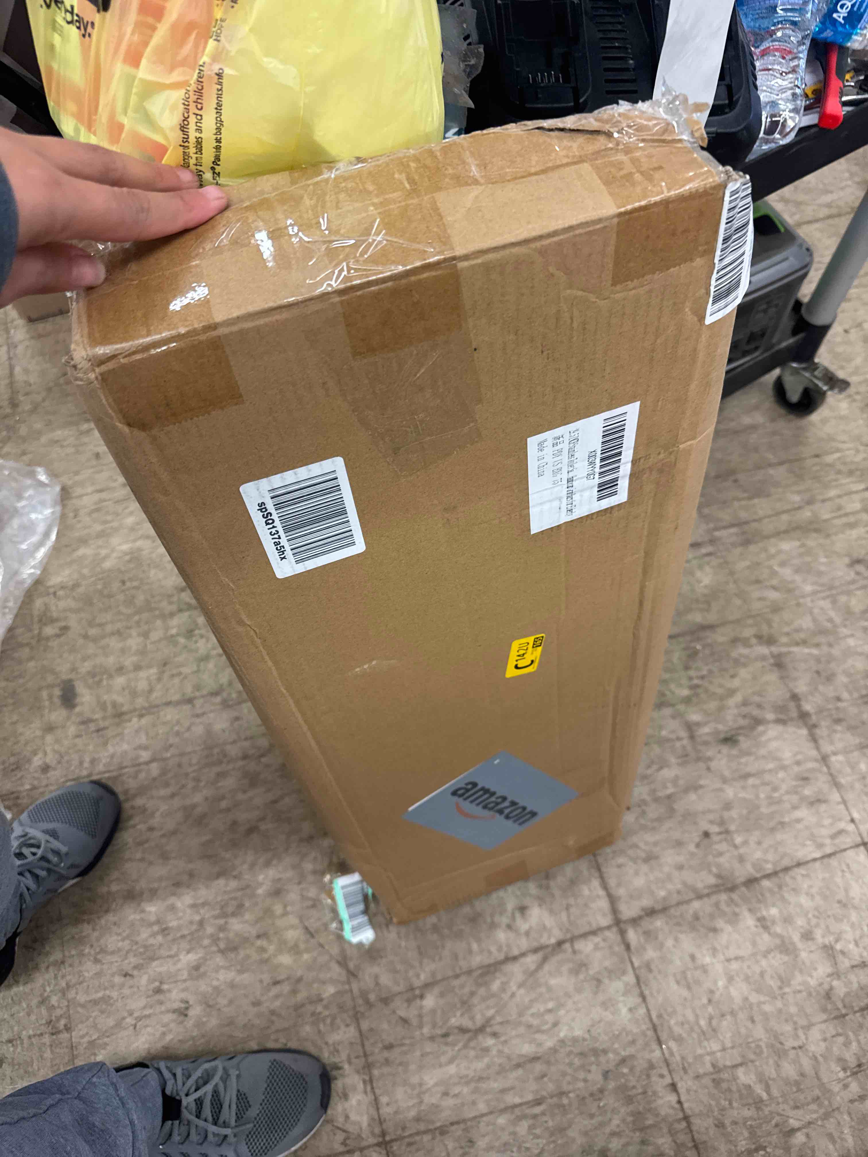 https://s3.amazonaws.com/lotting-images-prod/phillipi/PPE1985429_1742128871829.jpeg