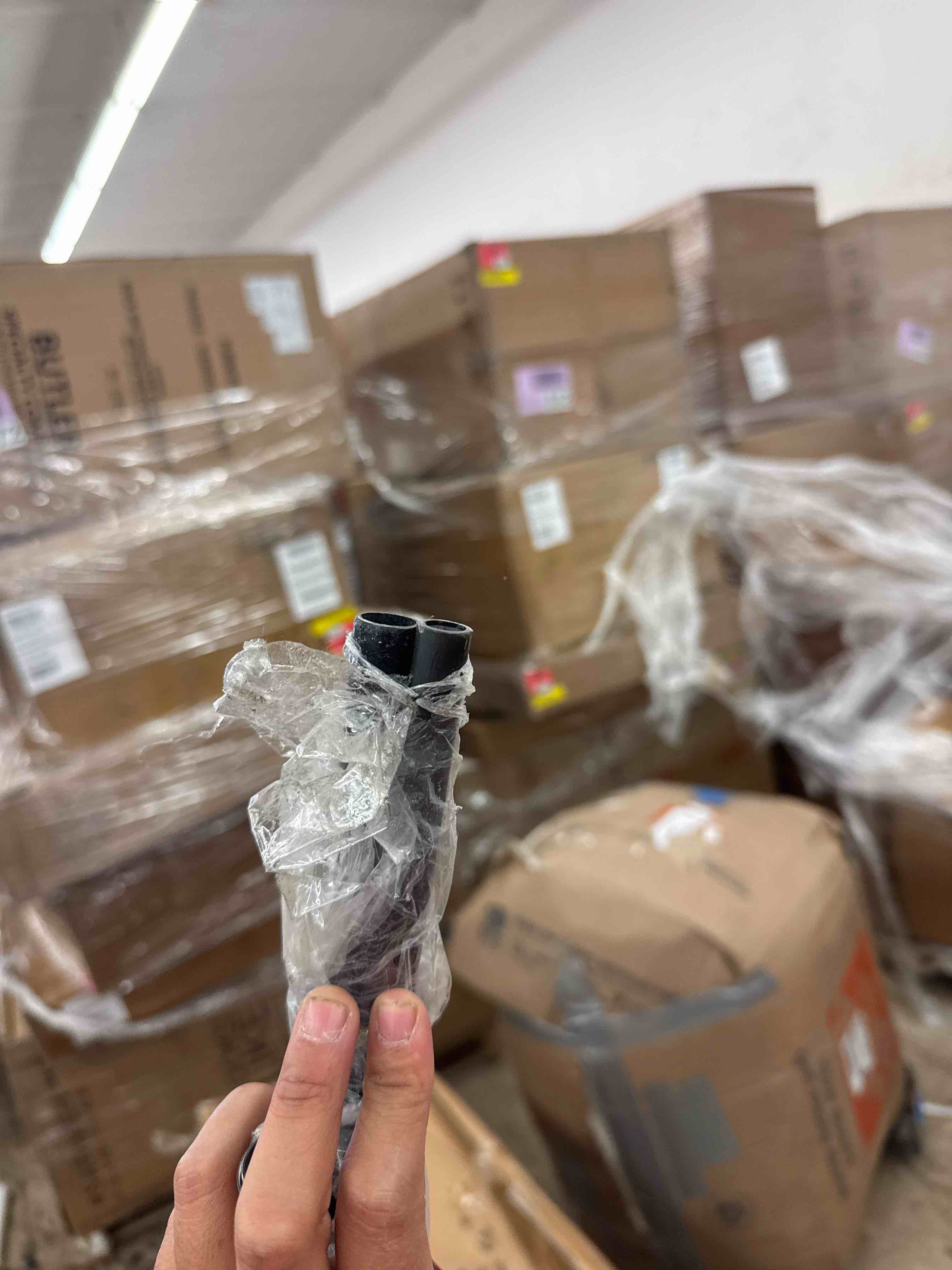 https://s3.amazonaws.com/lotting-images-prod/phillipi/PPE1985579_1742396059391.jpeg