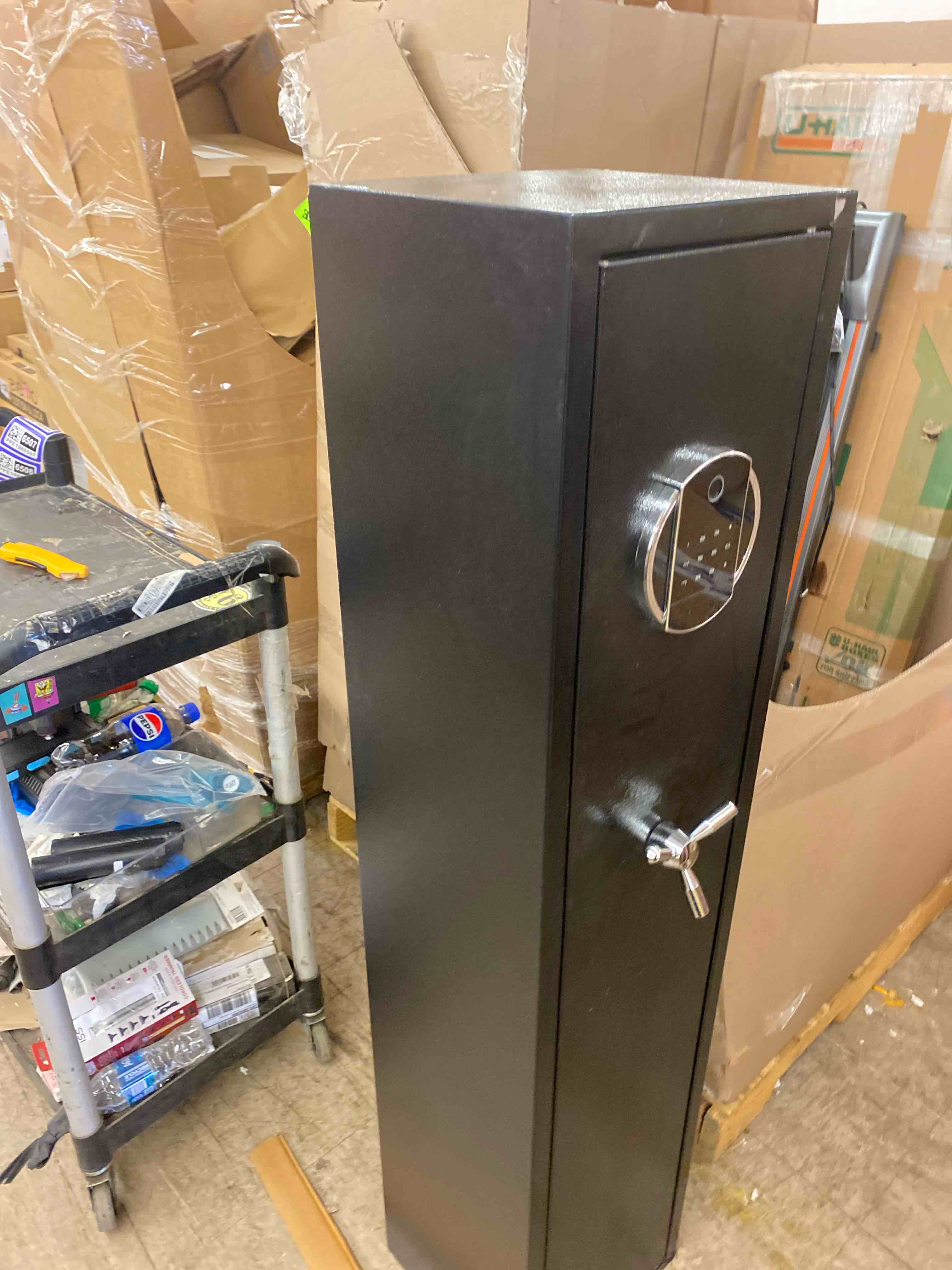 https://s3.amazonaws.com/lotting-images-prod/phillipi/PPE1986504_1745075049679.jpeg