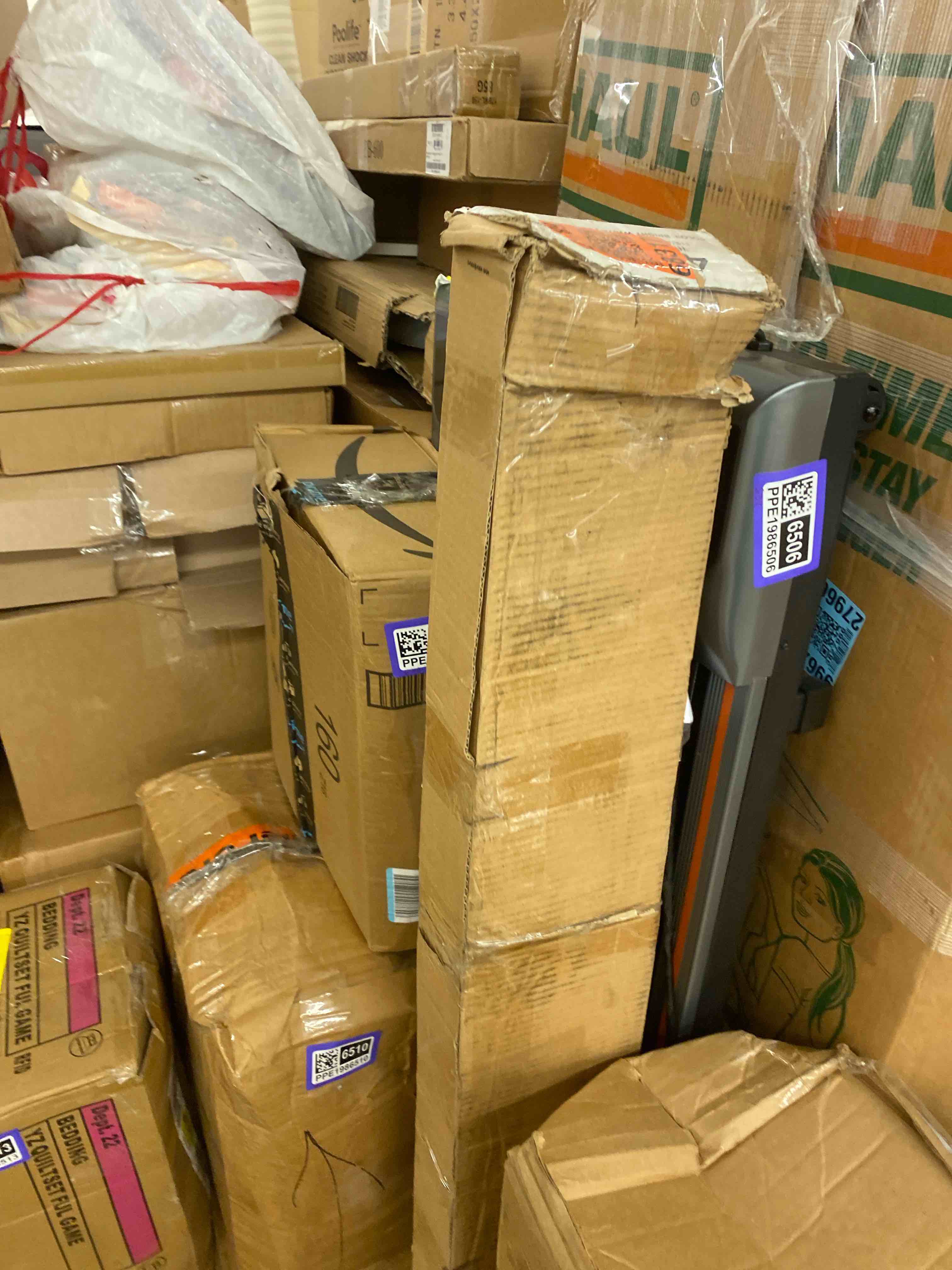 https://s3.amazonaws.com/lotting-images-prod/phillipi/PPE1986515_1745080280877.jpeg