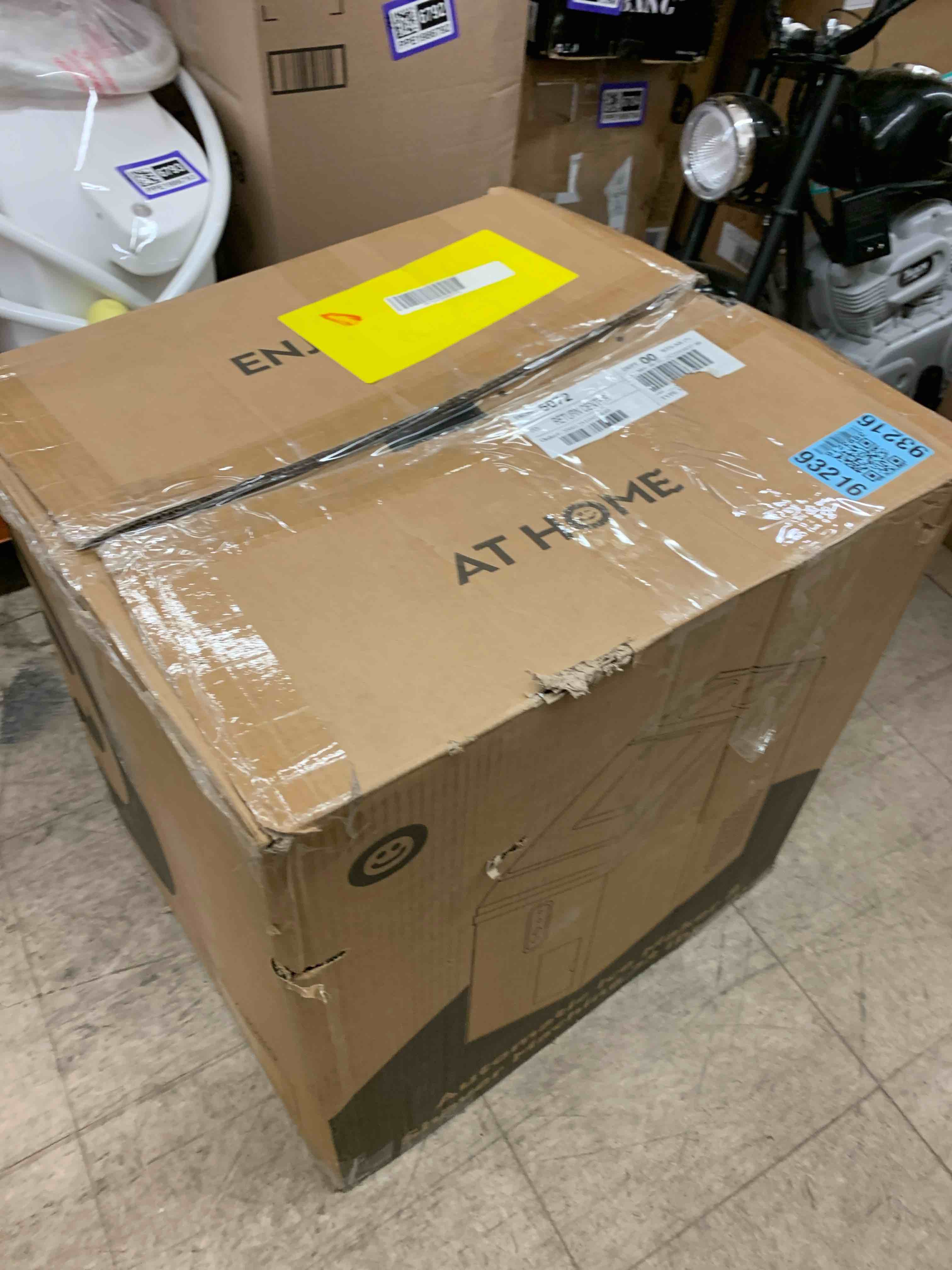 https://s3.amazonaws.com/lotting-images-prod/phillipi/PPE1986804_1746805811712.jpeg