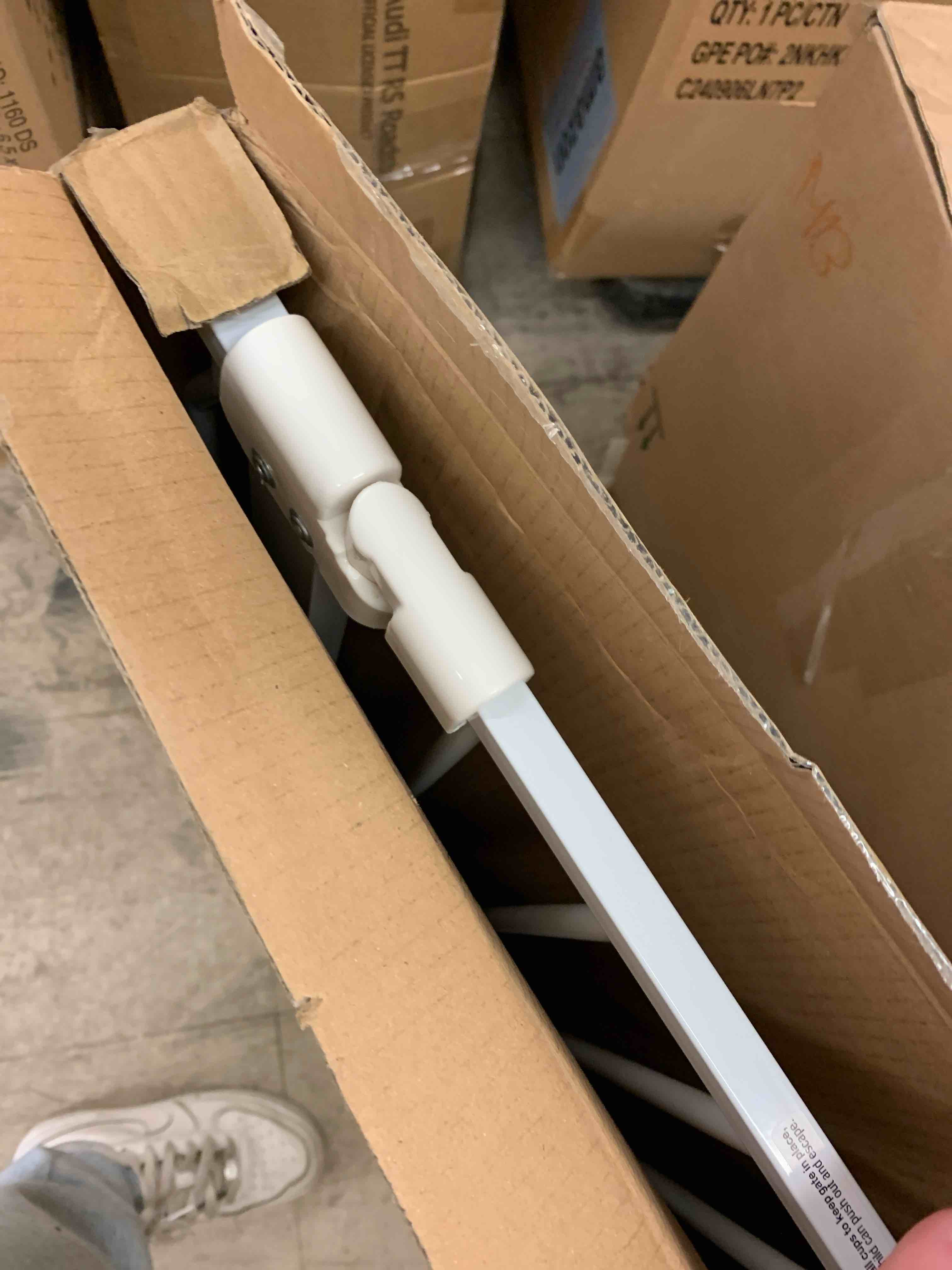 https://s3.amazonaws.com/lotting-images-prod/phillipi/PPE1986827_1746809444460.jpeg