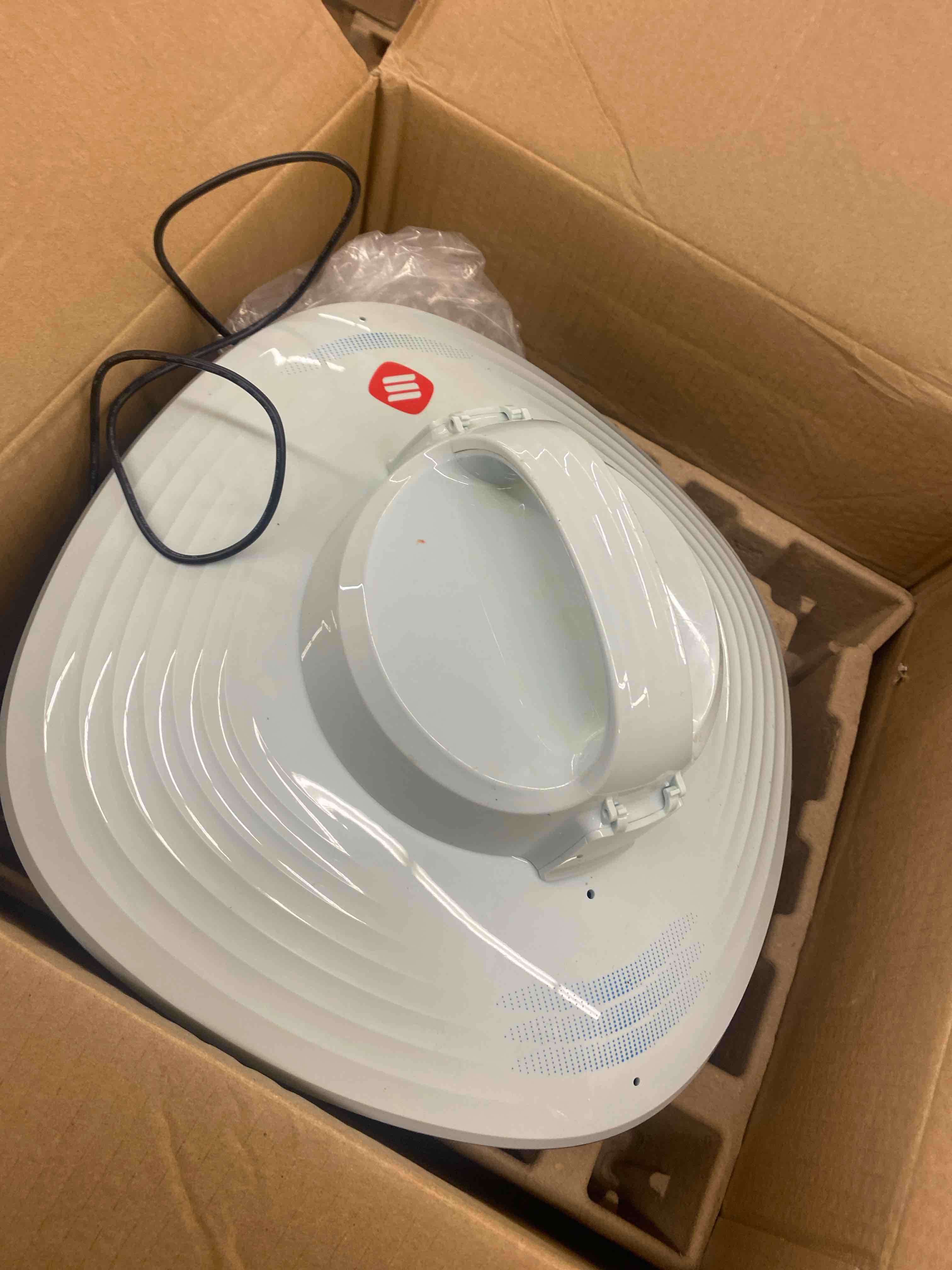 https://s3.amazonaws.com/lotting-images-prod/phillipi/PPE1987031_1739377176159.jpeg