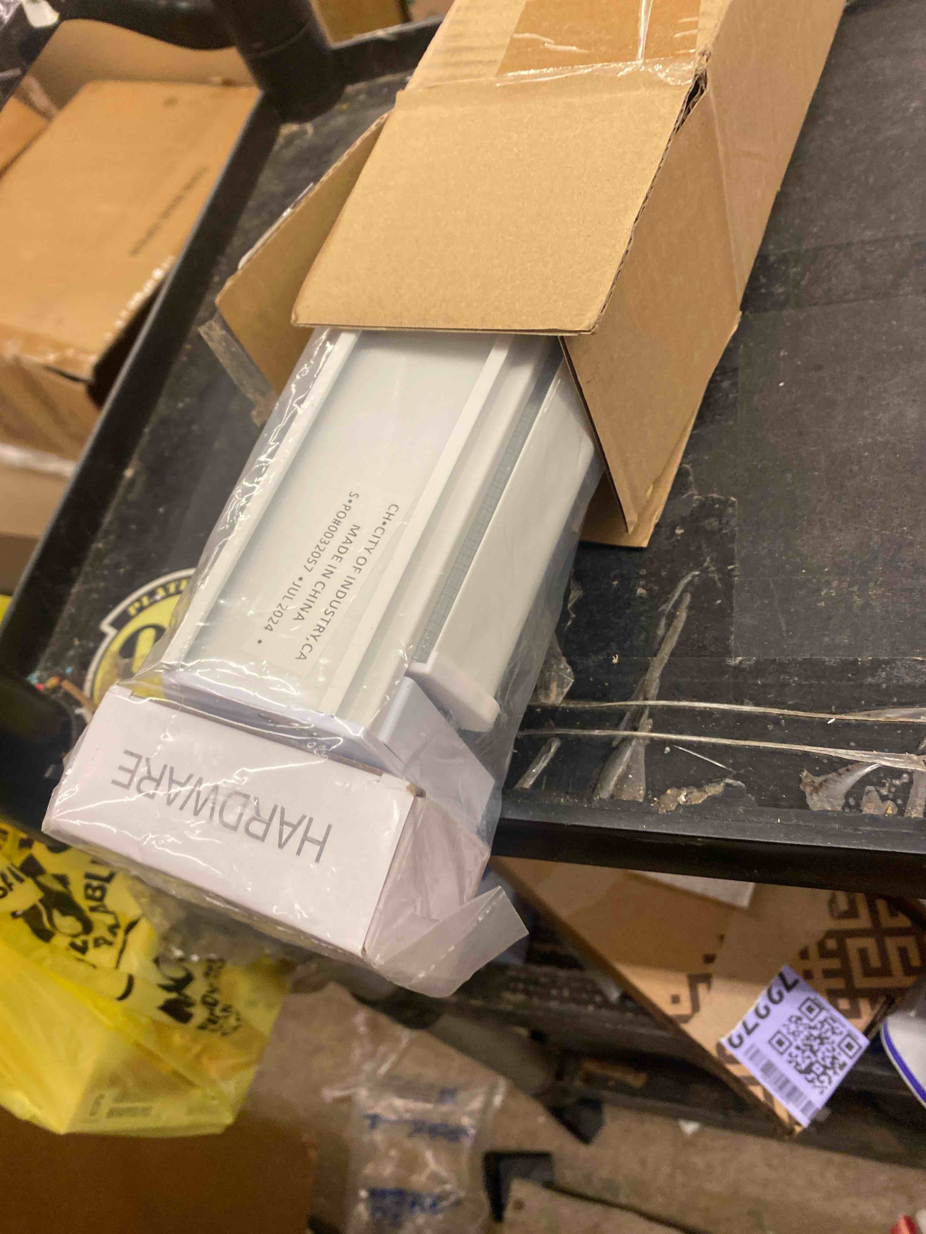 https://s3.amazonaws.com/lotting-images-prod/phillipi/PPE1987046_1739380344305.jpeg