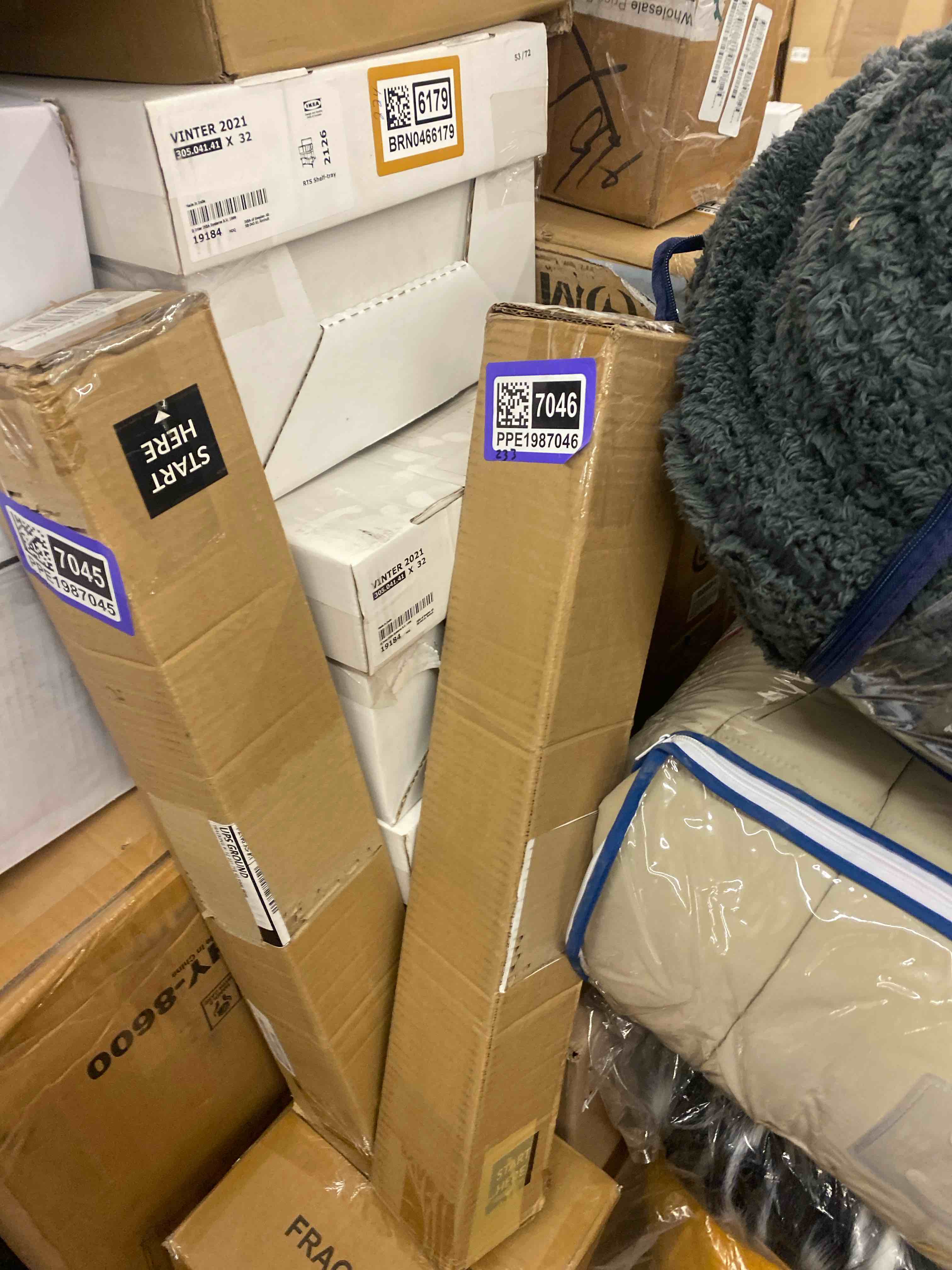 https://s3.amazonaws.com/lotting-images-prod/phillipi/PPE1987046_1739380365128.jpeg