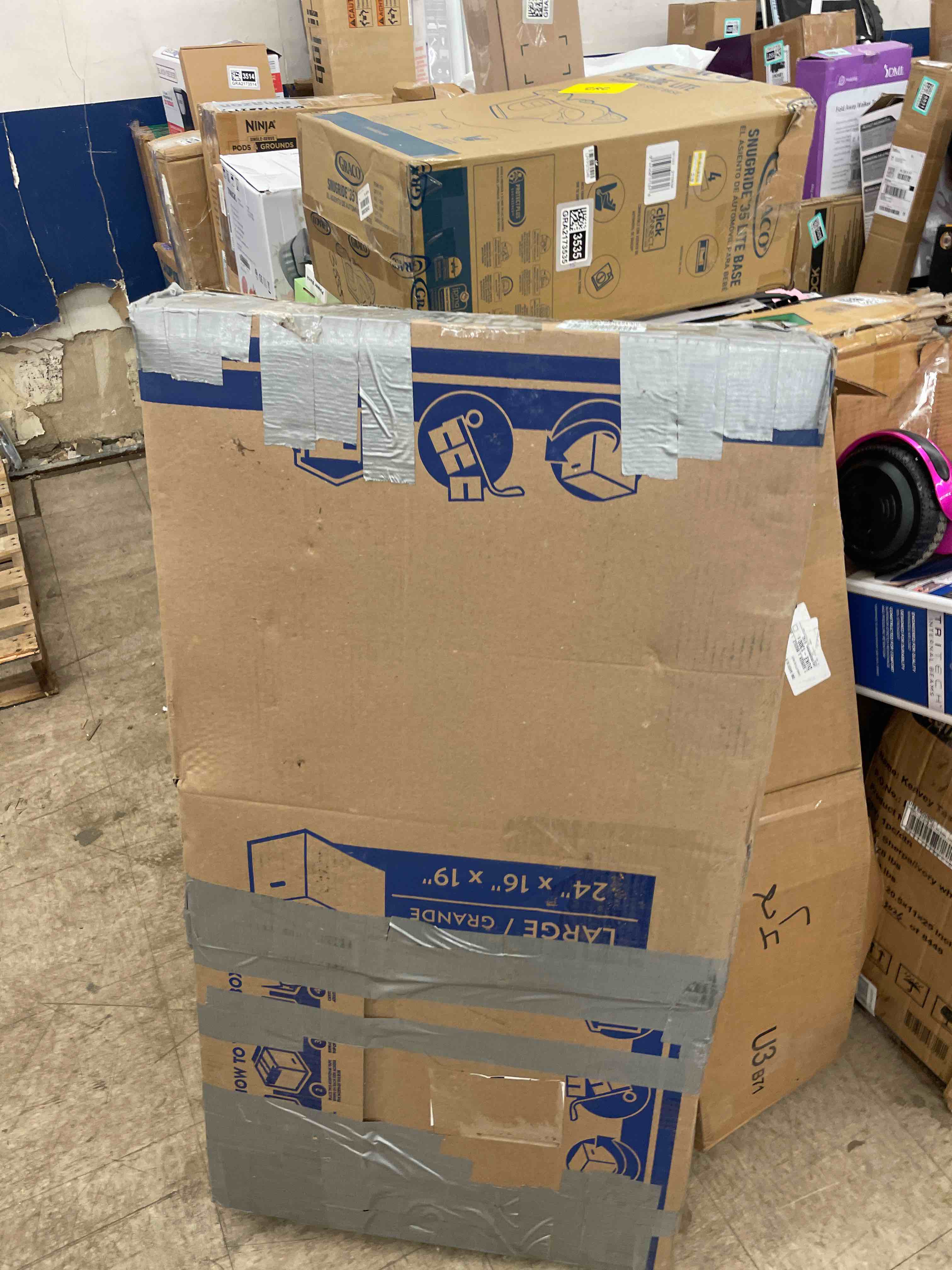 https://s3.amazonaws.com/lotting-images-prod/phillipi/PPE1988287_1743513148818.jpeg
