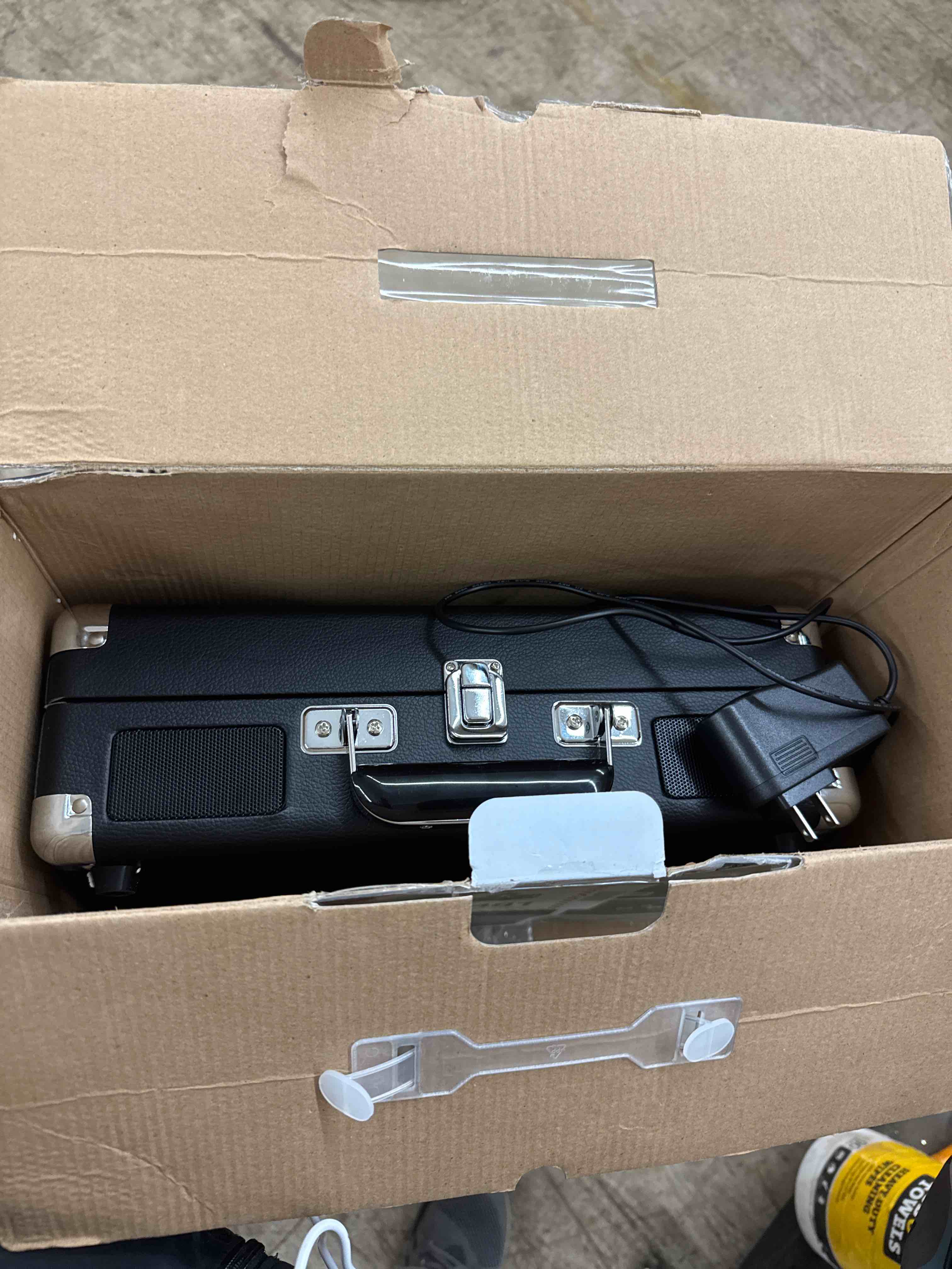https://s3.amazonaws.com/lotting-images-prod/phillipi/PPE1988533_1743871770258.jpeg