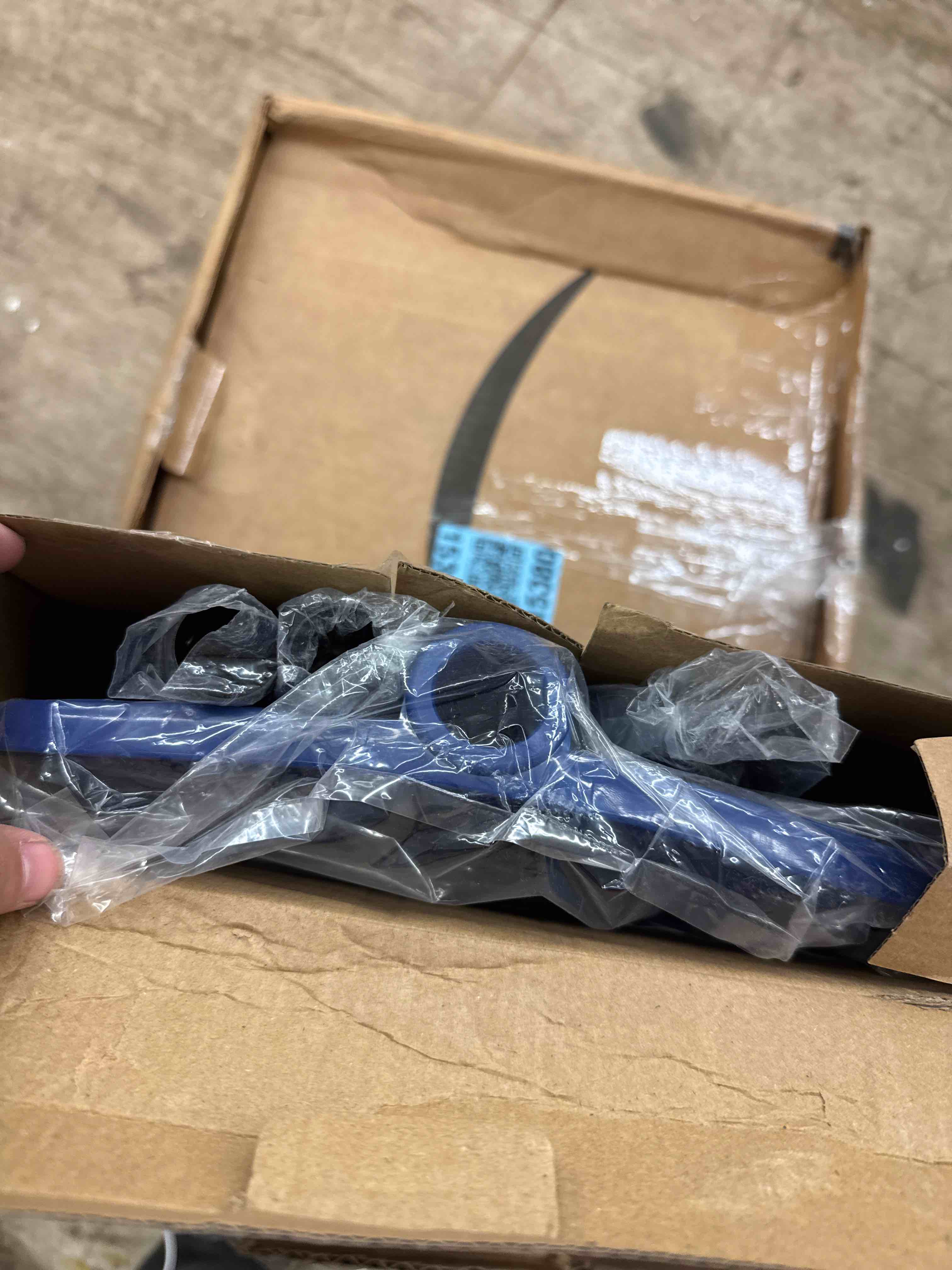 https://s3.amazonaws.com/lotting-images-prod/phillipi/PPE1988547_1743873357557.jpeg