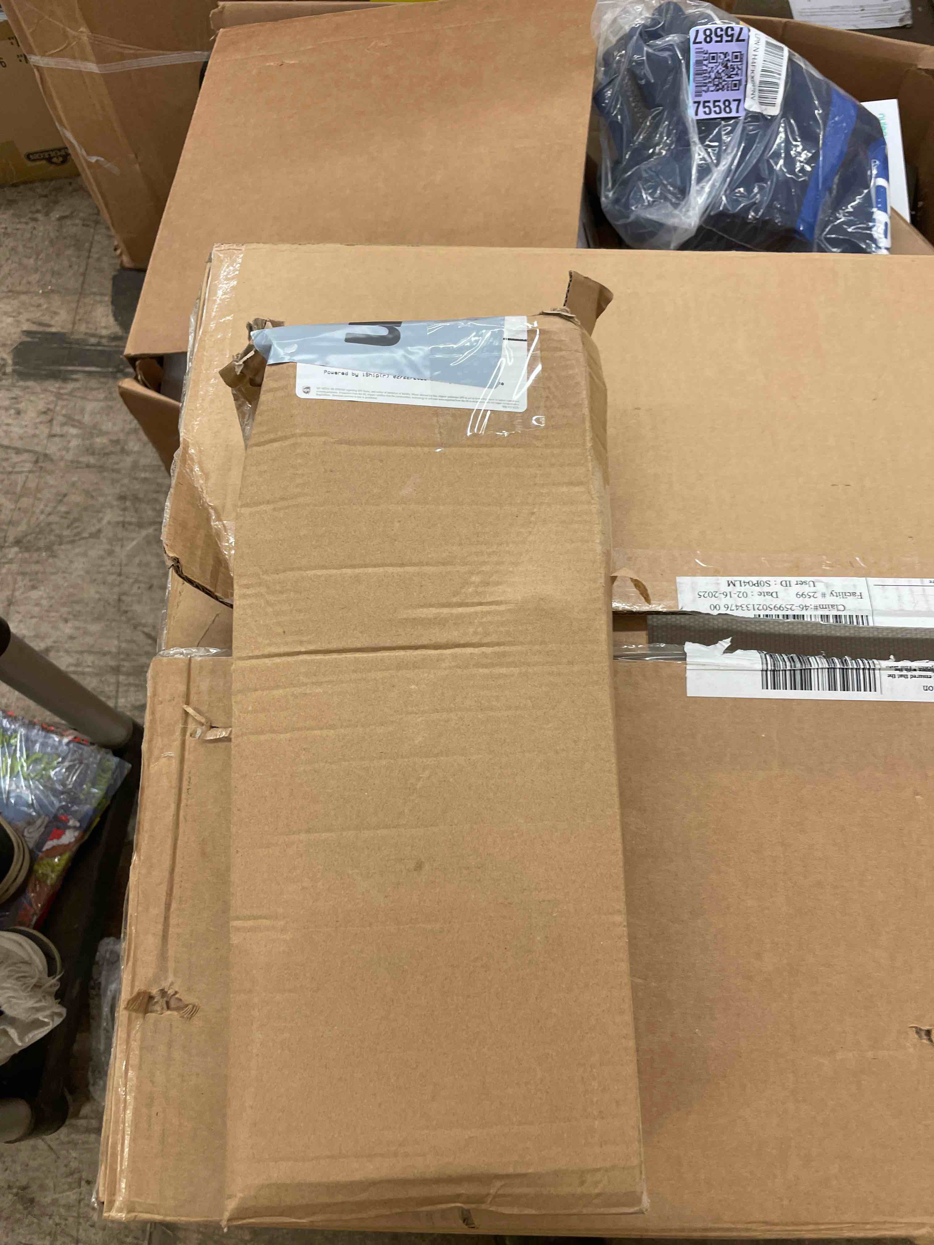 https://s3.amazonaws.com/lotting-images-prod/phillipi/PPE1988551_1743874010059.jpeg