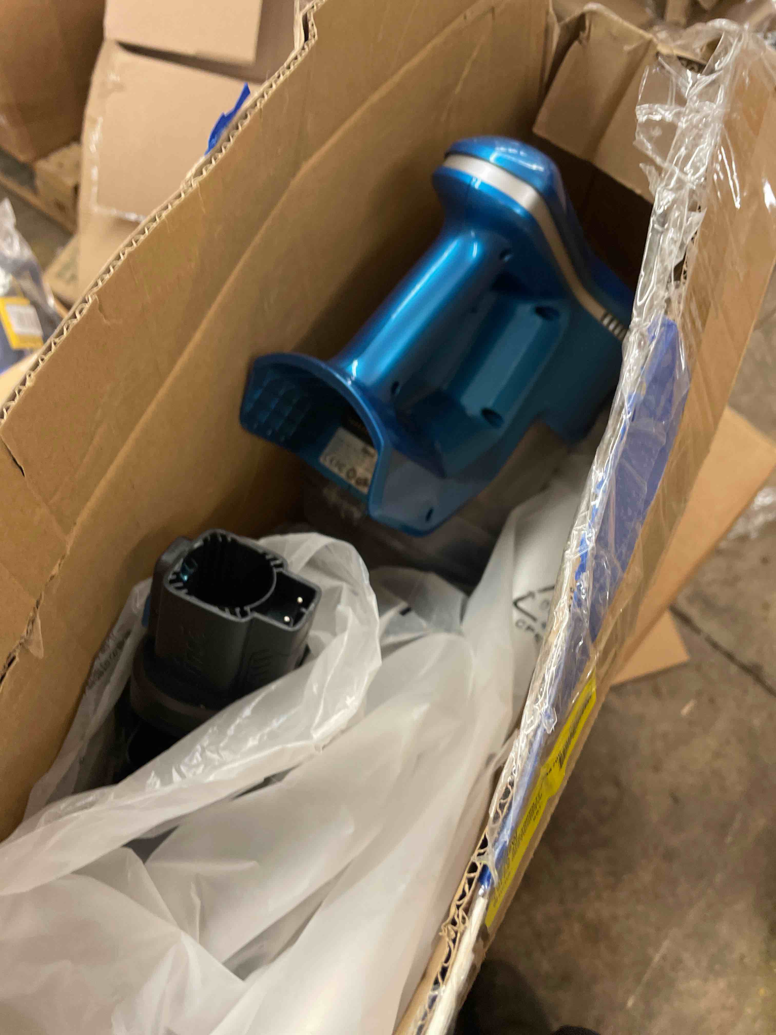 https://s3.amazonaws.com/lotting-images-prod/phillipi/PPE1988559_1743875045986.jpeg