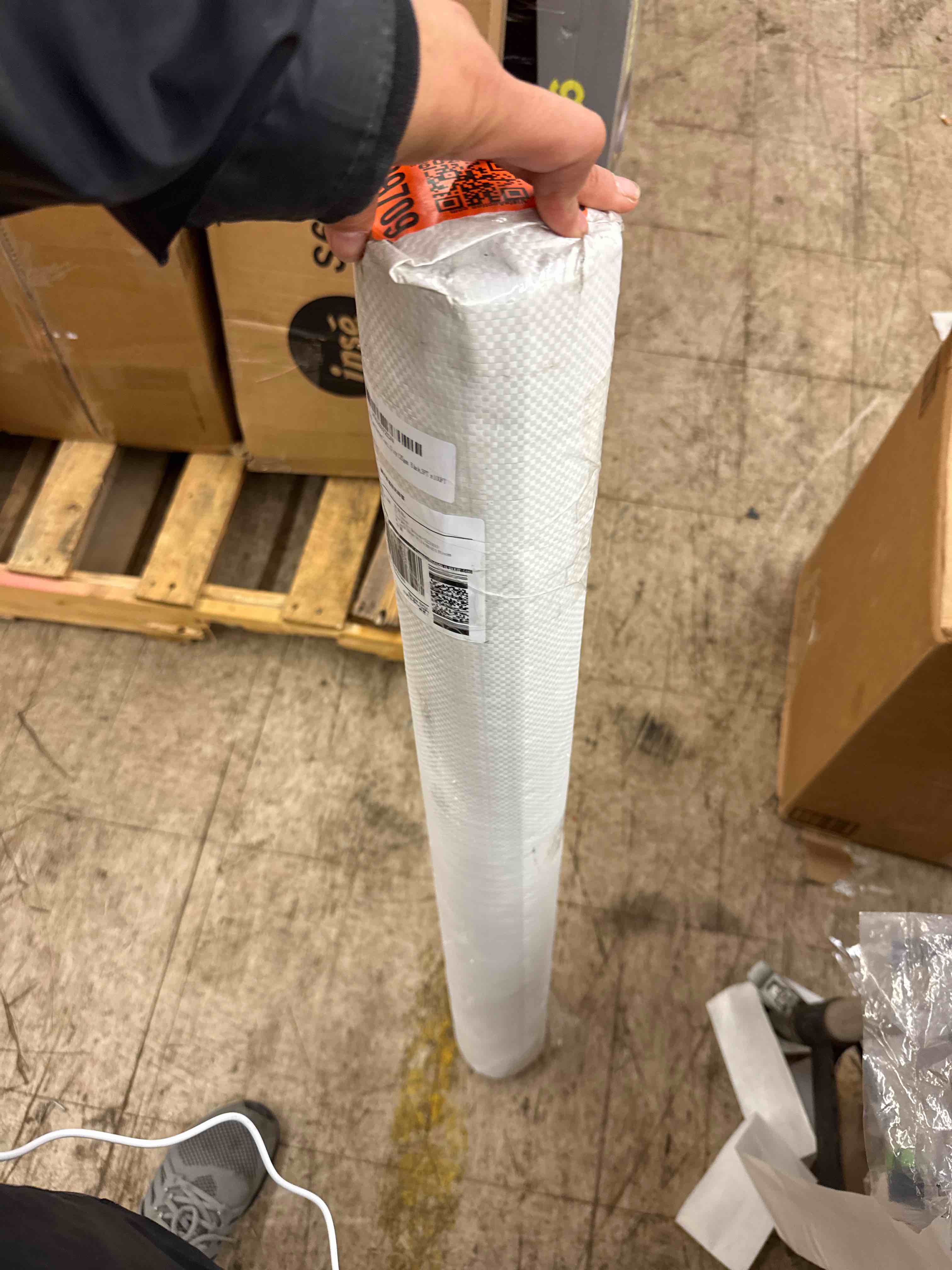 https://s3.amazonaws.com/lotting-images-prod/phillipi/PPE1988560_1743875172452.jpeg