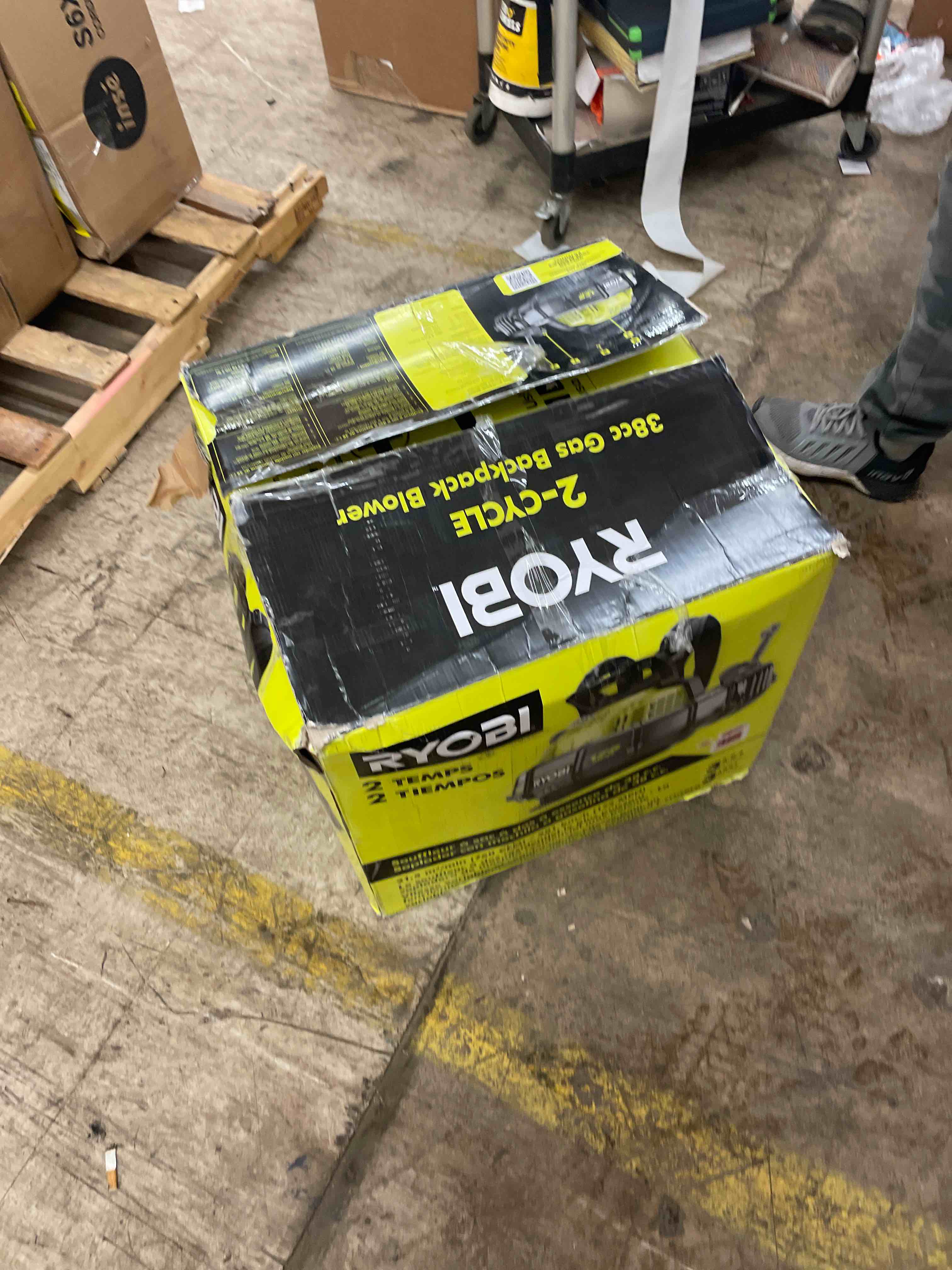 https://s3.amazonaws.com/lotting-images-prod/phillipi/PPE1988562_1743875406494.jpeg