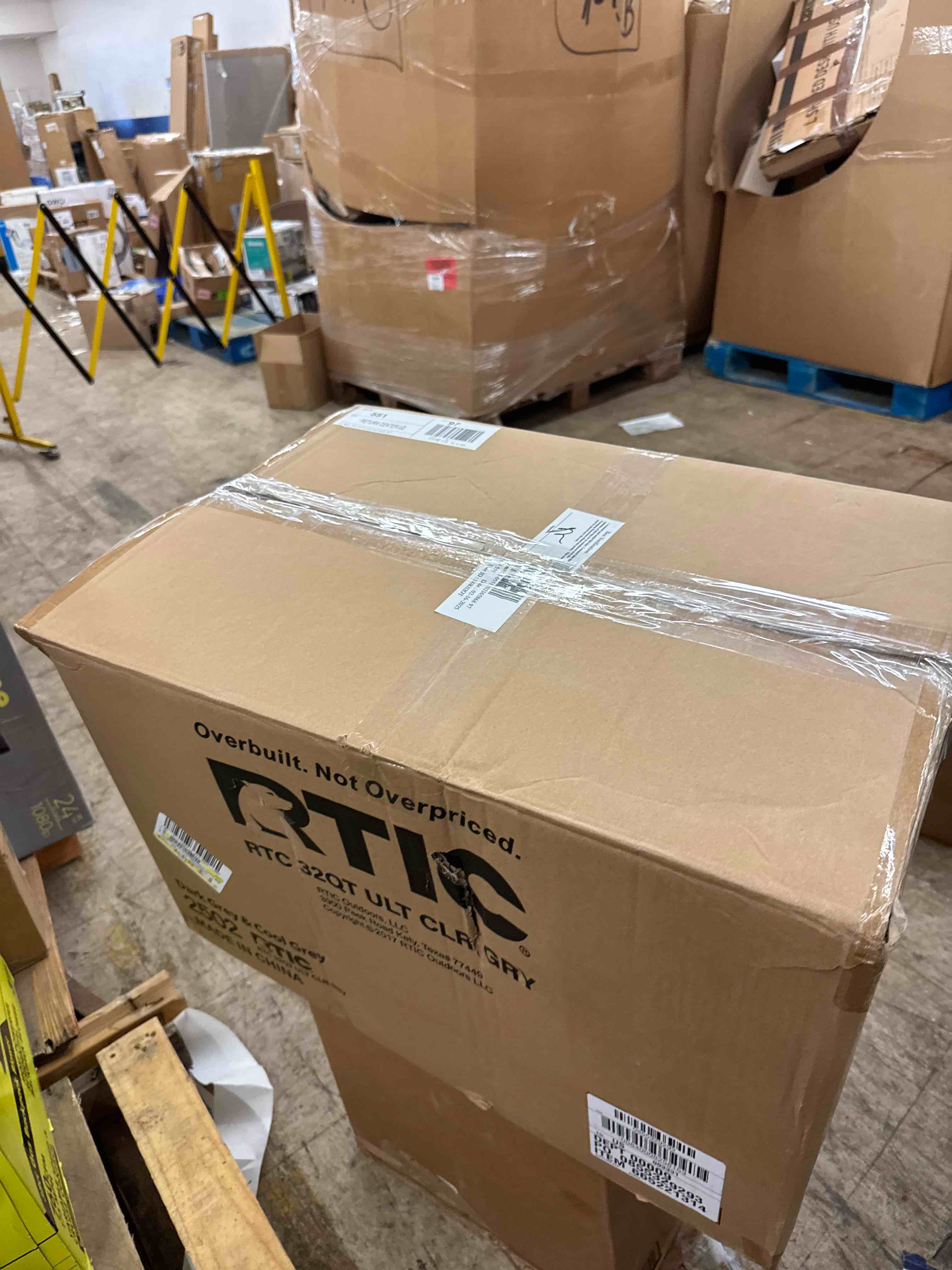 https://s3.amazonaws.com/lotting-images-prod/phillipi/PPE1988567_1743876110542.jpeg