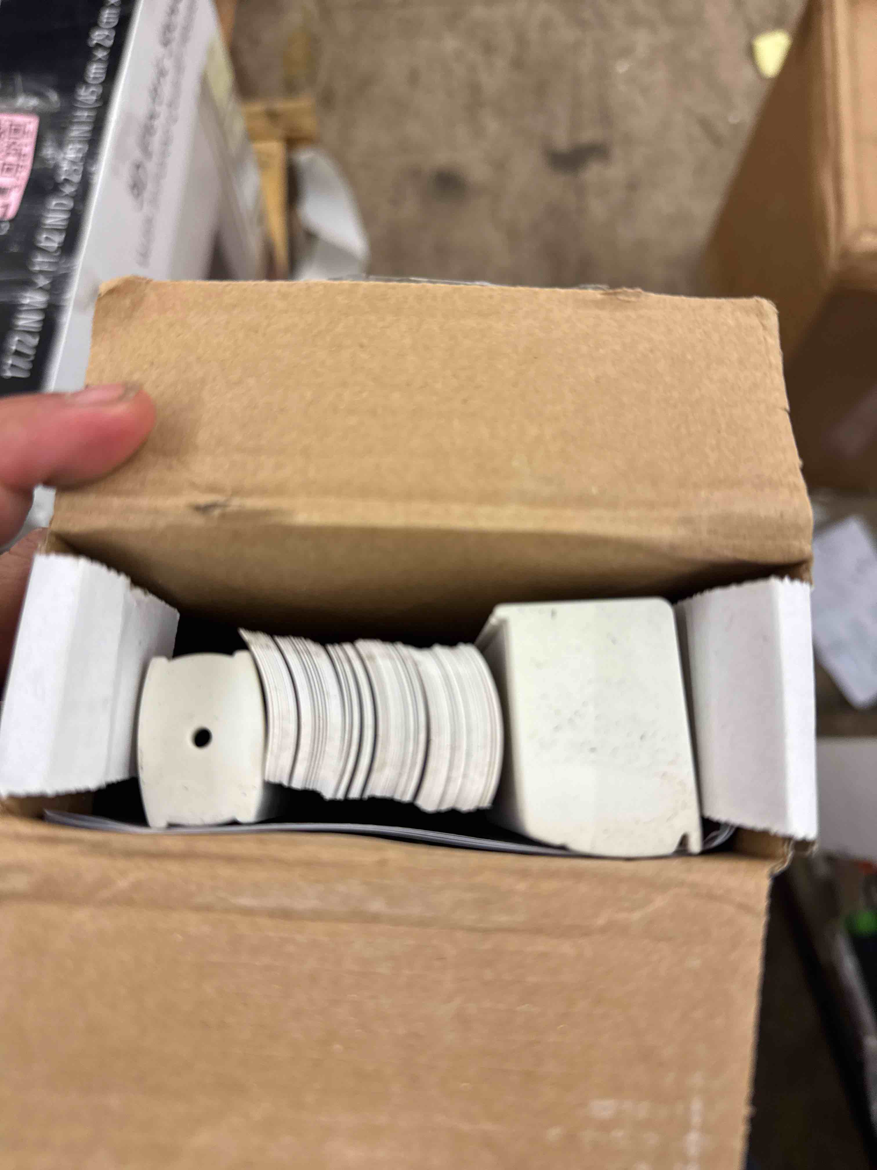 https://s3.amazonaws.com/lotting-images-prod/phillipi/PPE1988574_1743876940325.jpeg