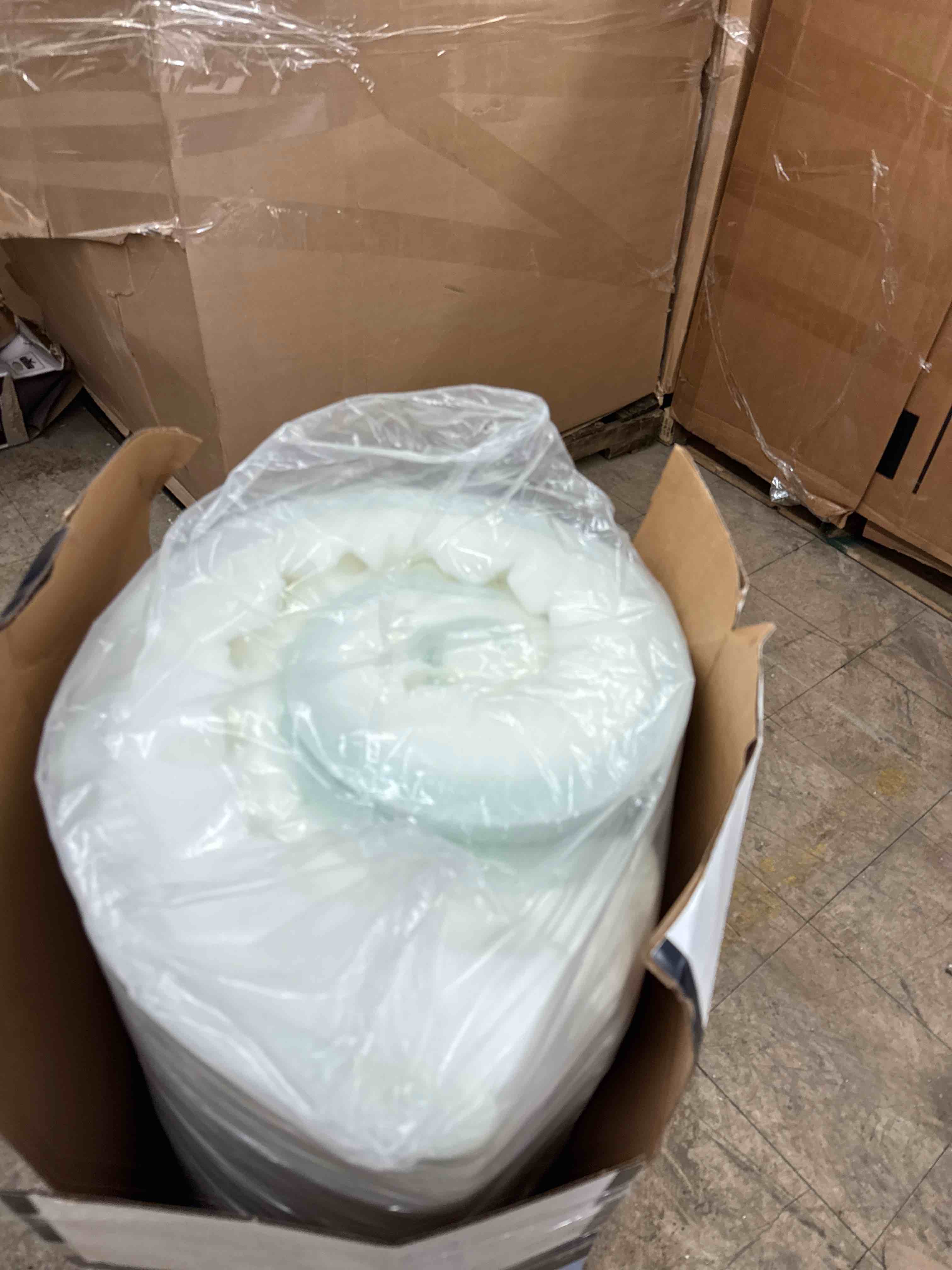 https://s3.amazonaws.com/lotting-images-prod/phillipi/PPE1988908_1744406012952.jpeg