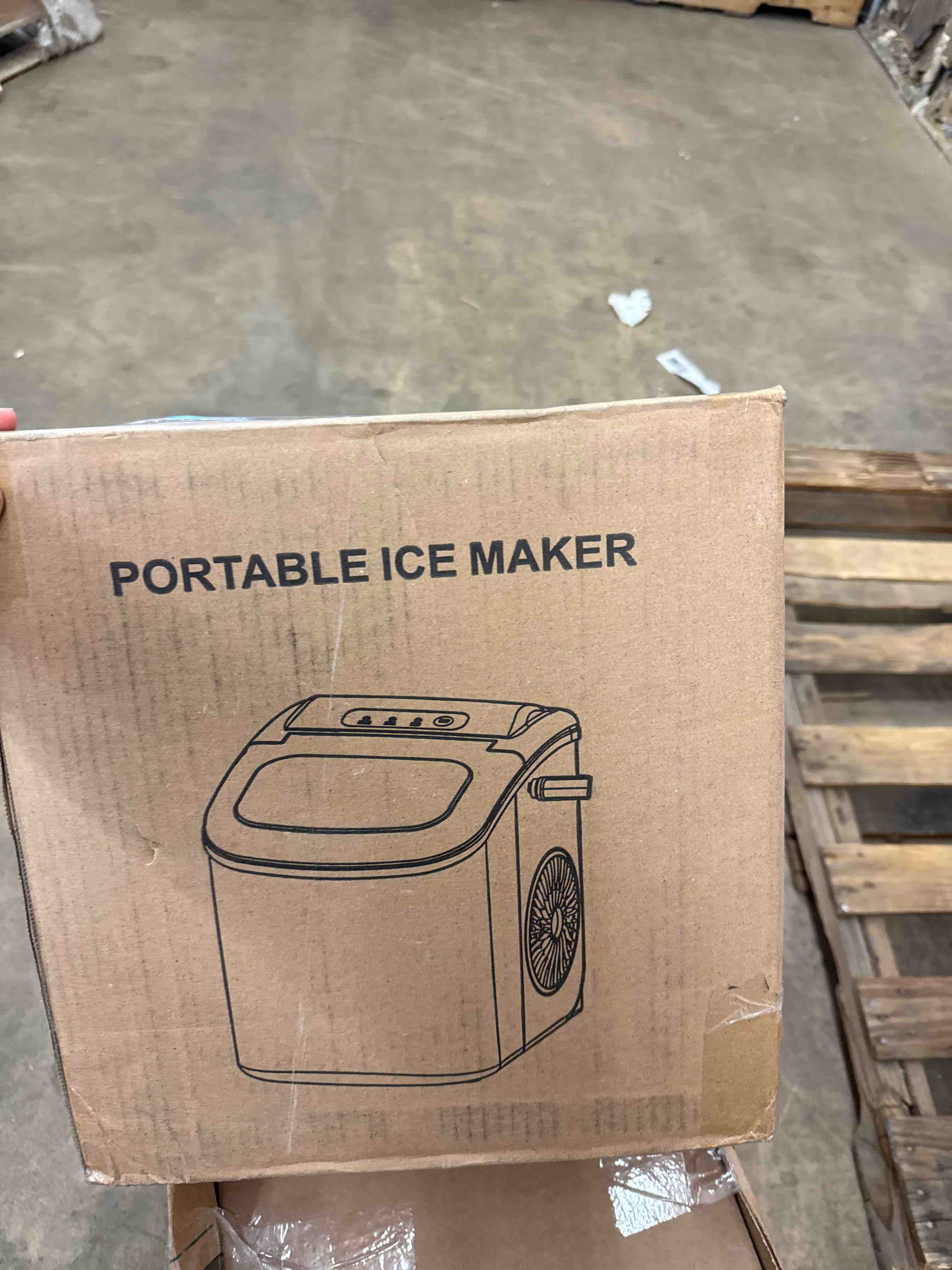 https://s3.amazonaws.com/lotting-images-prod/phillipi/PPE1989193_1744911271585.jpeg