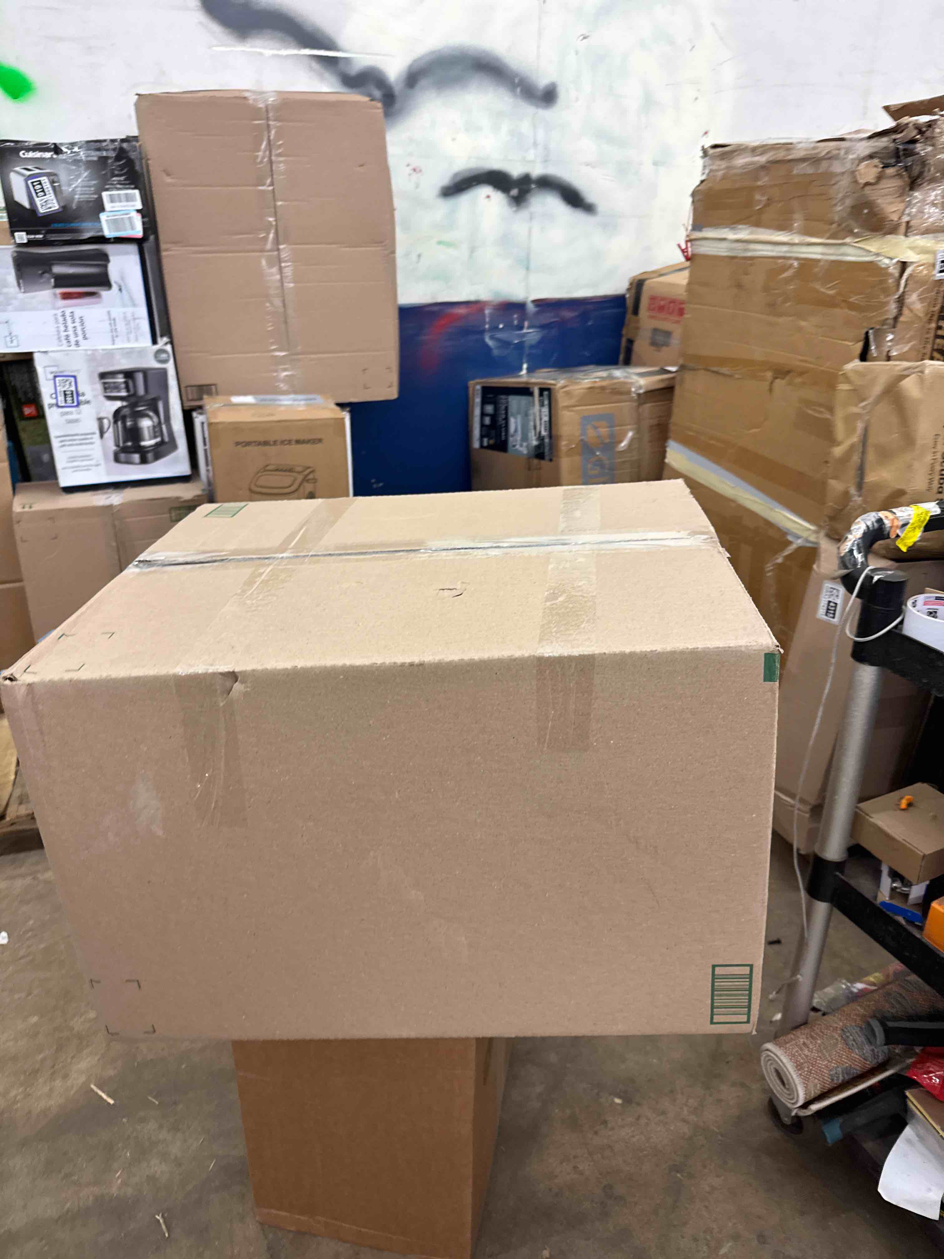 https://s3.amazonaws.com/lotting-images-prod/phillipi/PPE1989194_1744911465480.jpeg