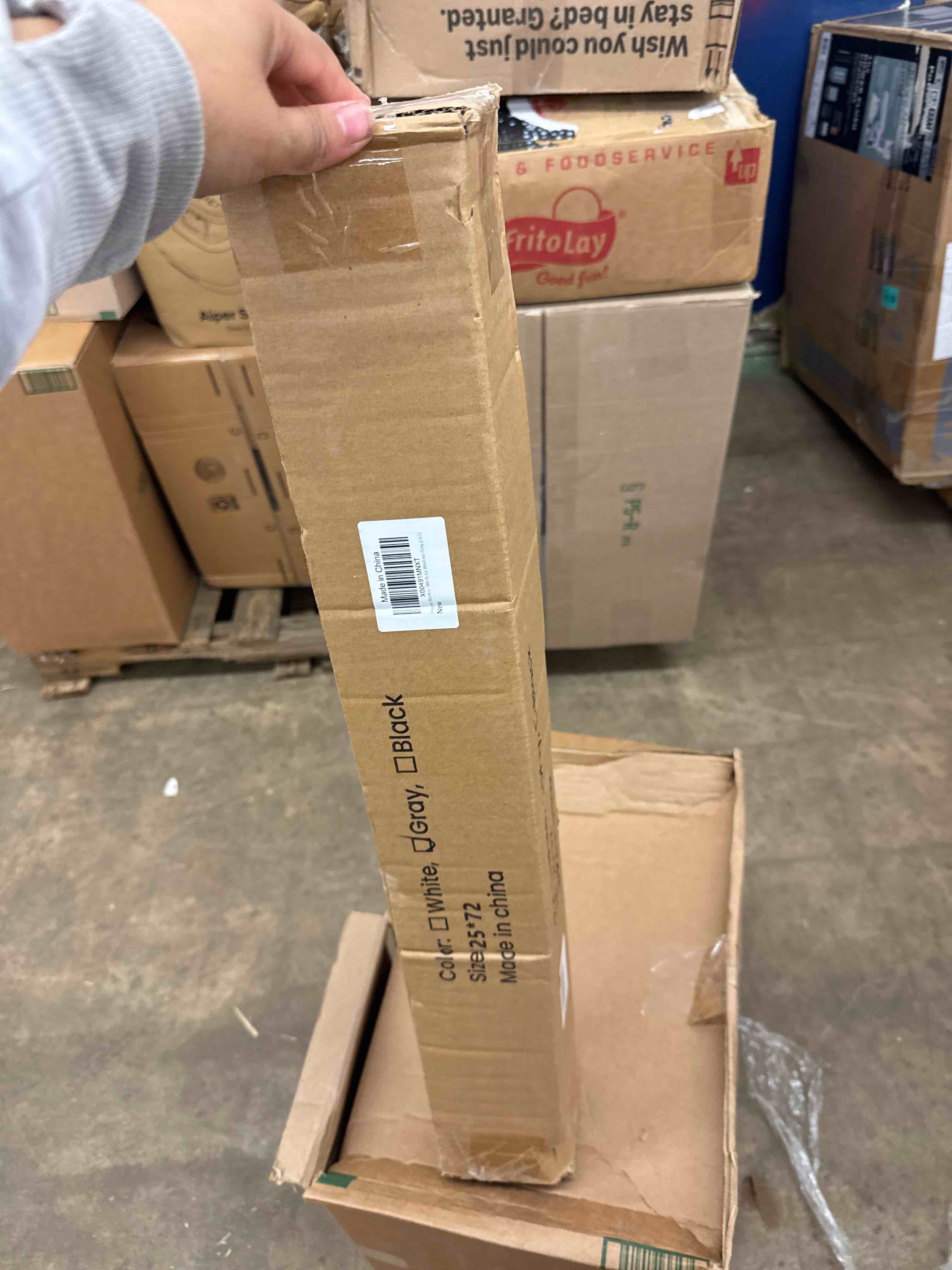 https://s3.amazonaws.com/lotting-images-prod/phillipi/PPE1989203_1744913943454.jpeg