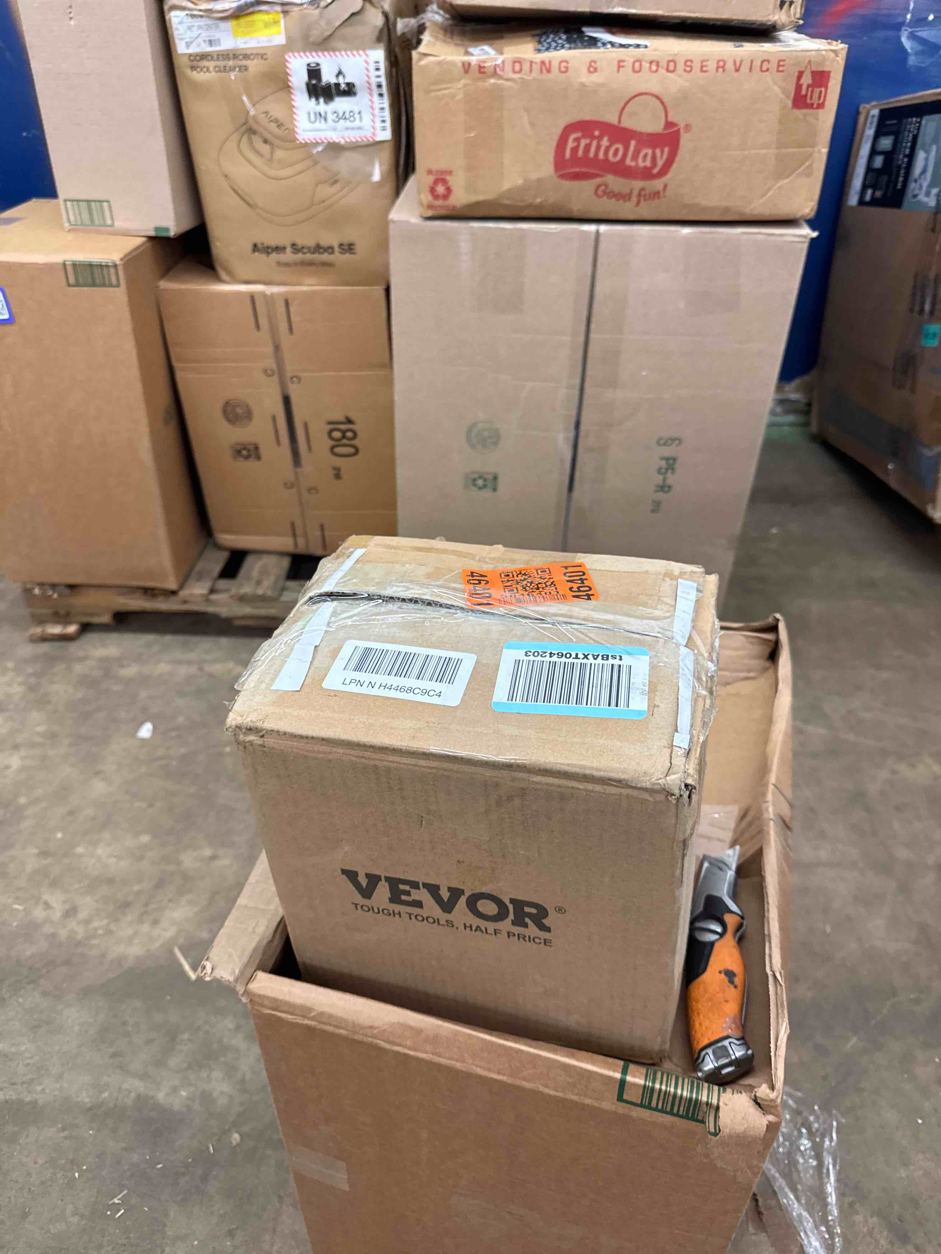 https://s3.amazonaws.com/lotting-images-prod/phillipi/PPE1989204_1744914173422.jpeg