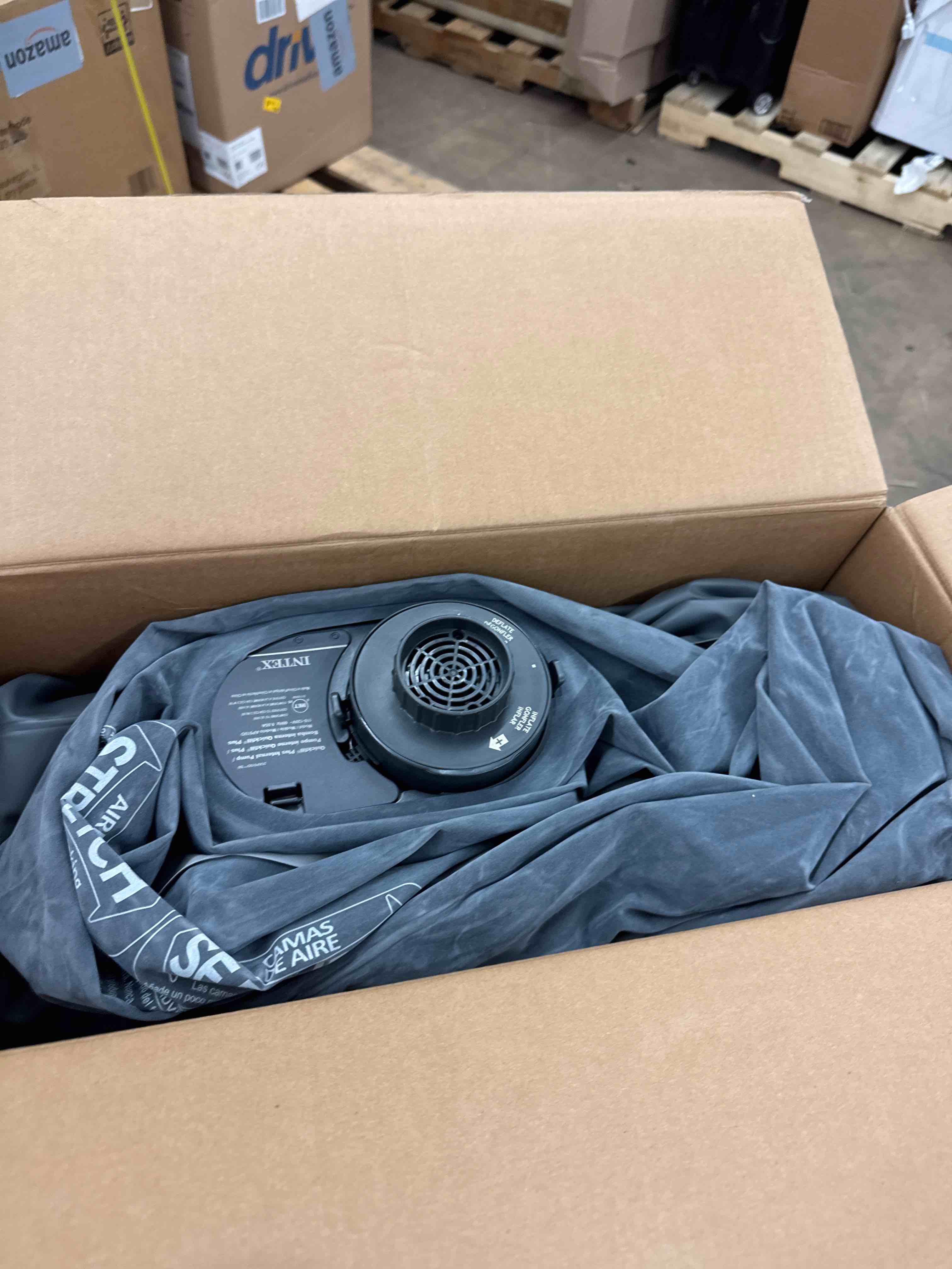 https://s3.amazonaws.com/lotting-images-prod/phillipi/PPE1989209_1744916432265.jpeg