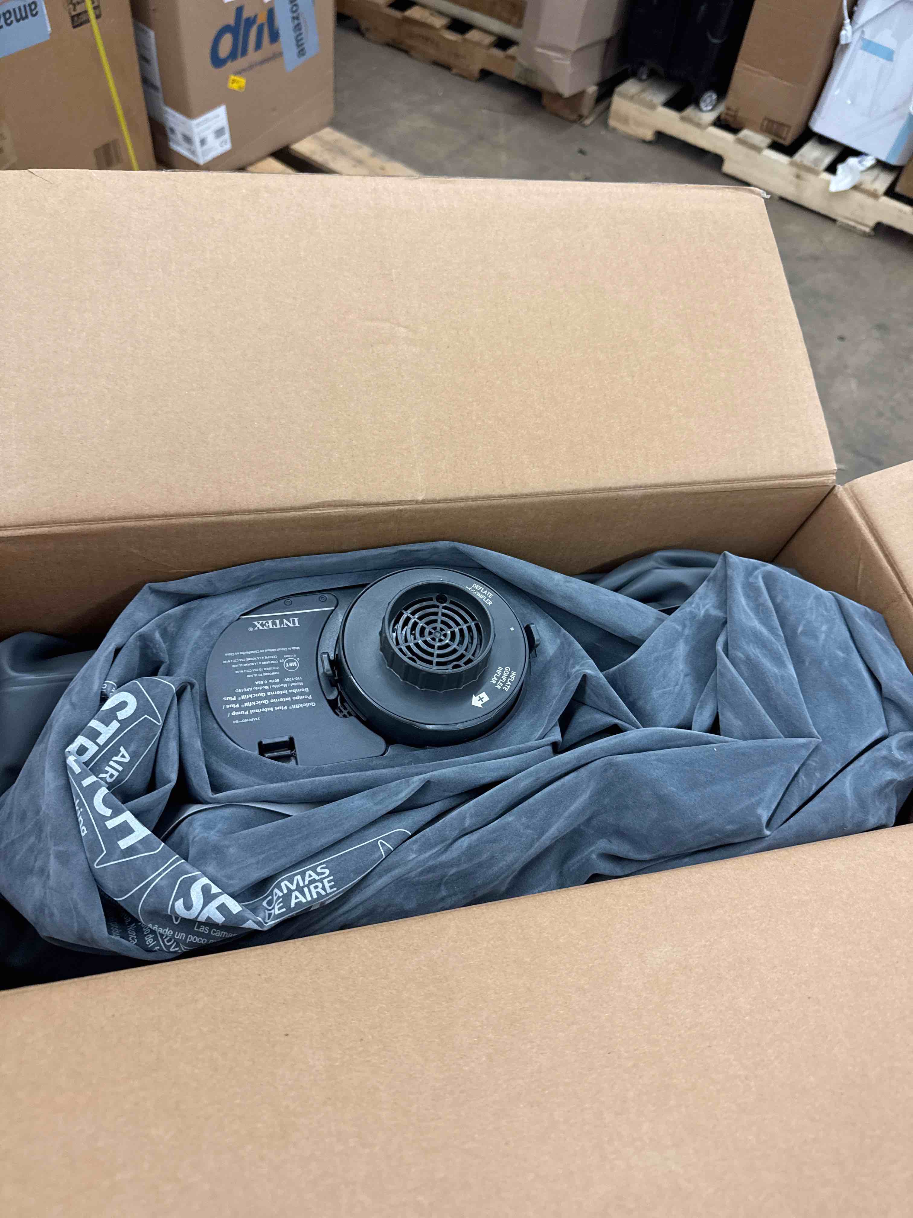 https://s3.amazonaws.com/lotting-images-prod/phillipi/PPE1989209_1744916433074.jpeg