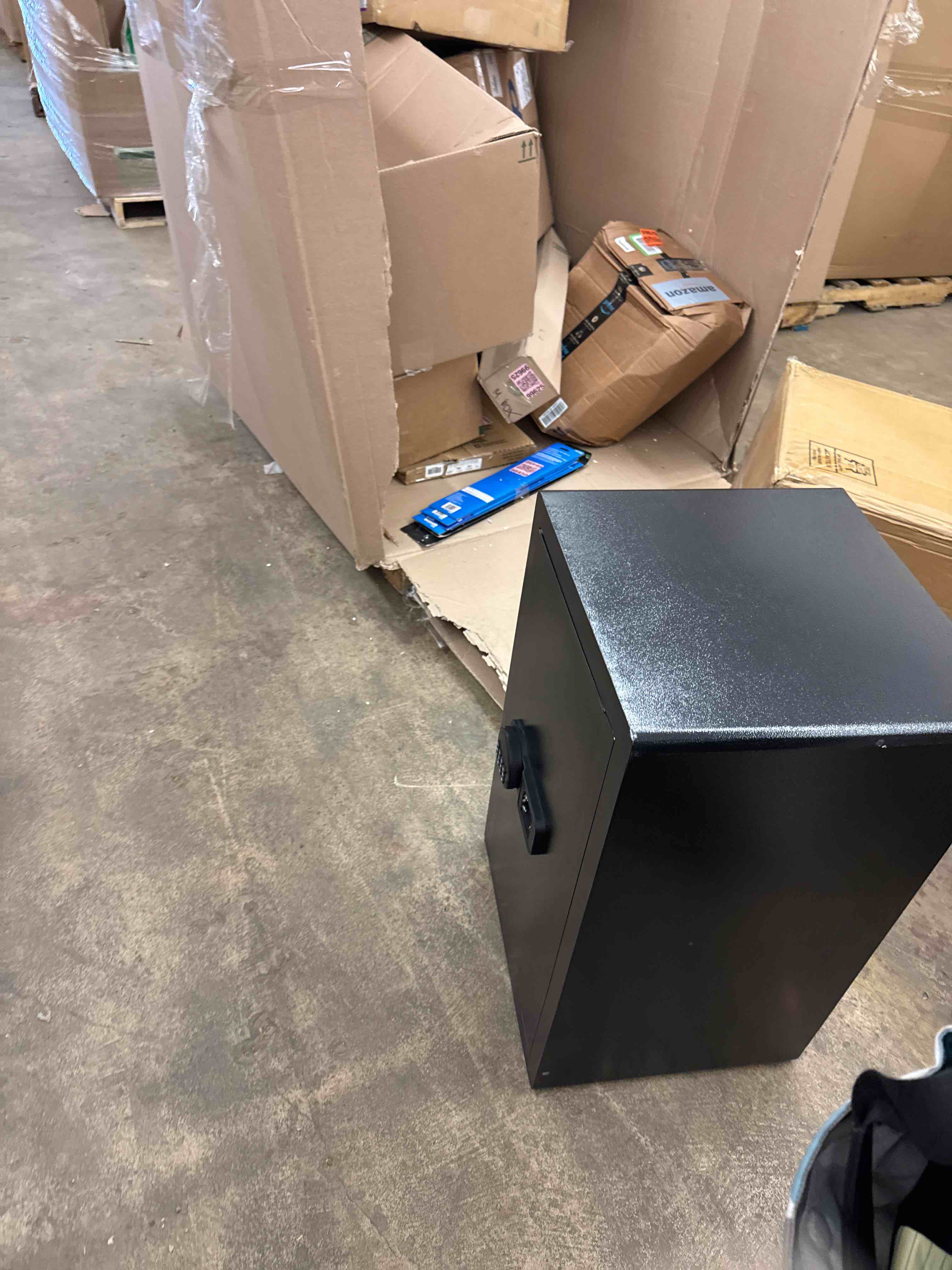 https://s3.amazonaws.com/lotting-images-prod/phillipi/PPE1989213_1744916947808.jpeg