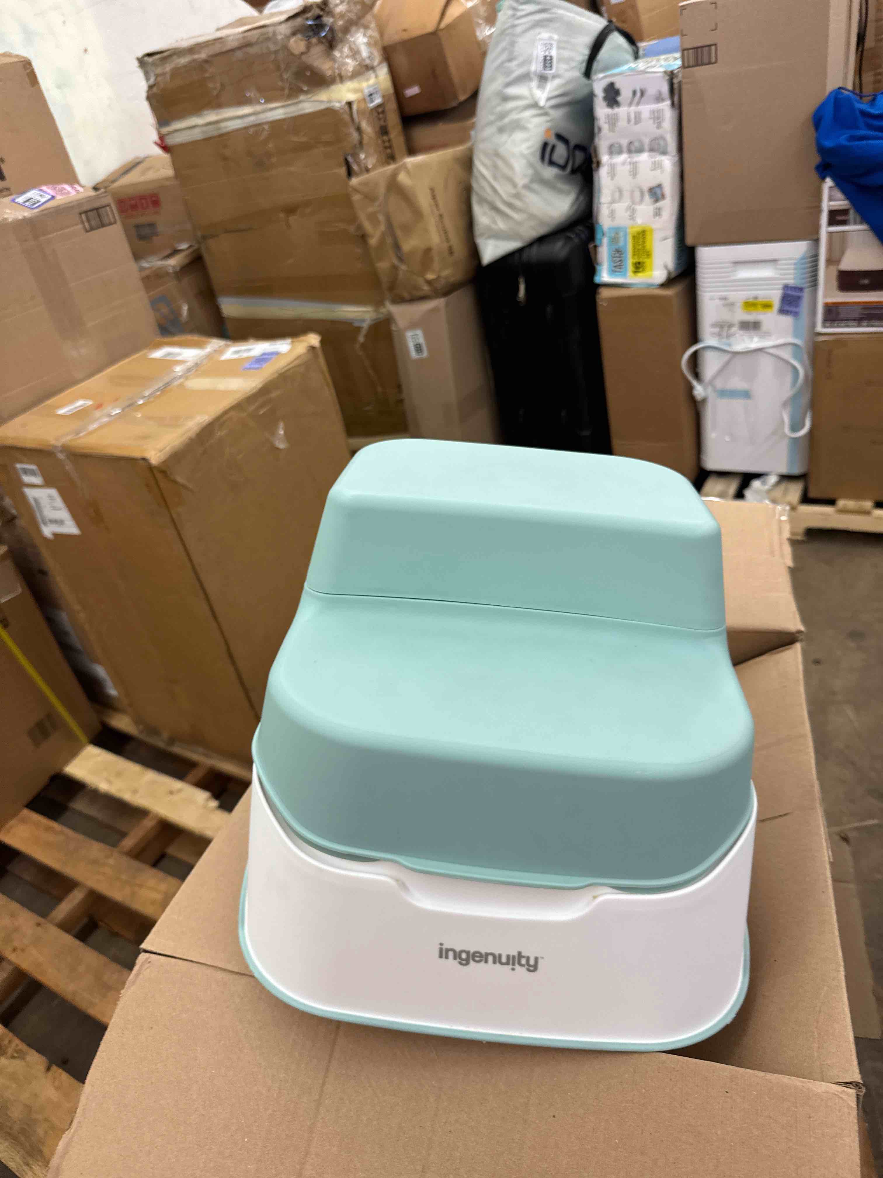 https://s3.amazonaws.com/lotting-images-prod/phillipi/PPE1989214_1744917242220.jpeg